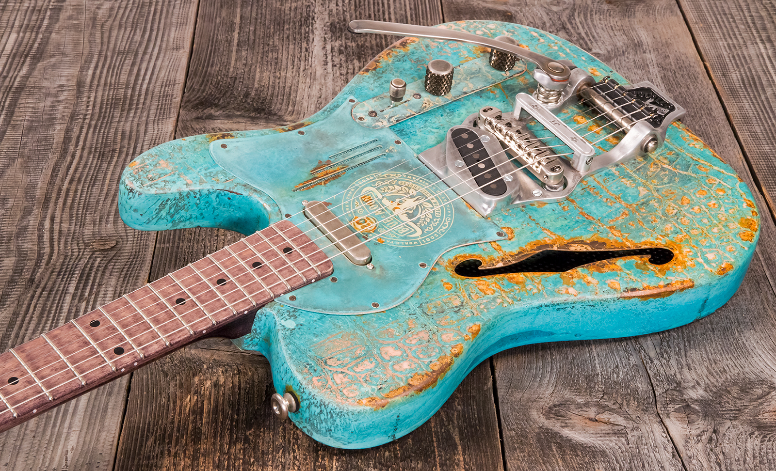 James Trussart Deluxe Steelcaster Blue Moon Perf.back Bigsby 2s Trem Mn #22099 - Titanic Green Gator - Semi hollow elektriche gitaar - Variation 2