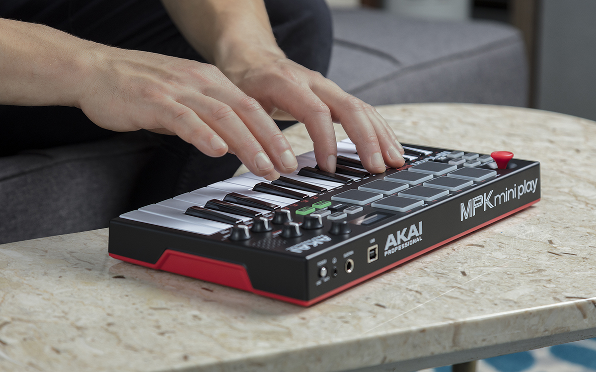 Akai Mpk Miniplay - Masterkeyboard - Variation 3