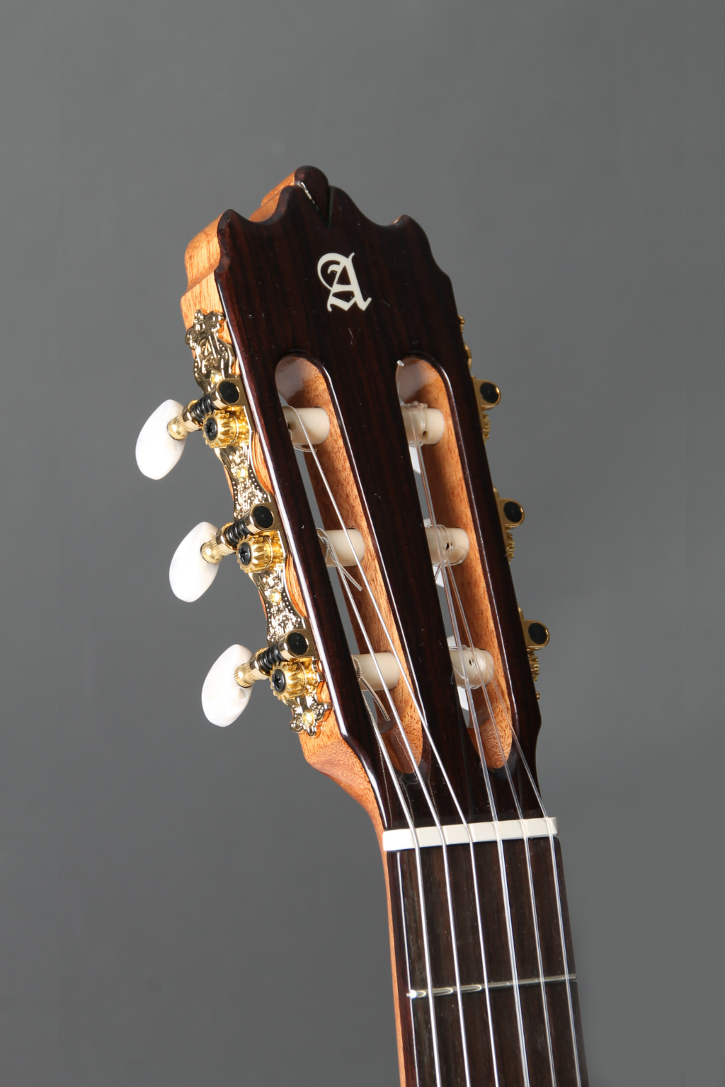 Alhambra Iberia Ziricote 4/4 Cedre - Natural - Klassieke gitaar 4/4 - Variation 3