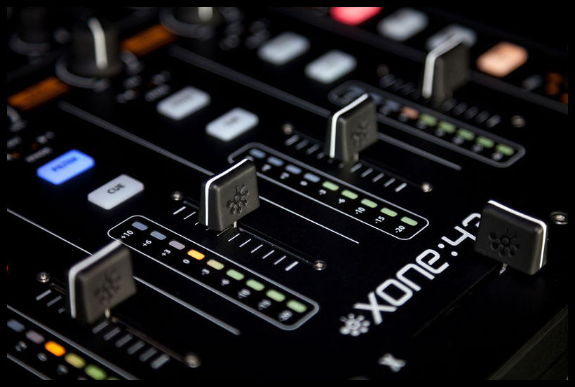 Allen & Heath Xone:43 - DJ-Mixer - Variation 8