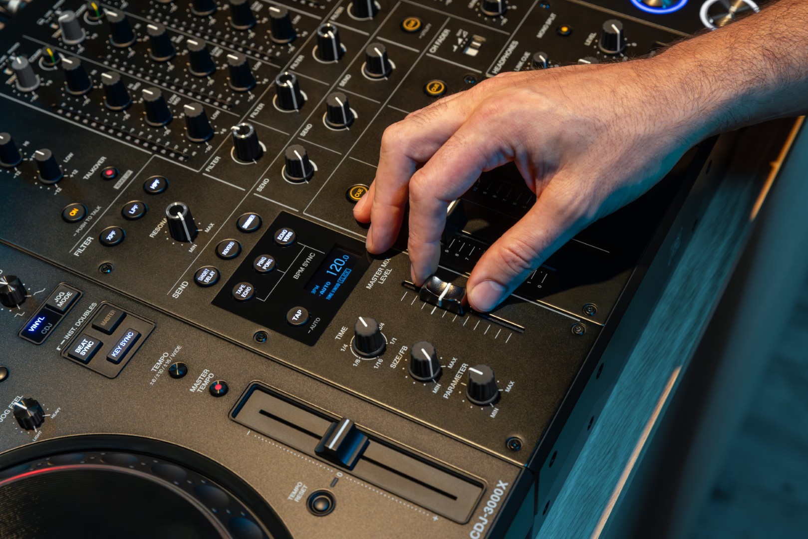 Alphatheta Djm-v5 - DJ-Mixer - Variation 12