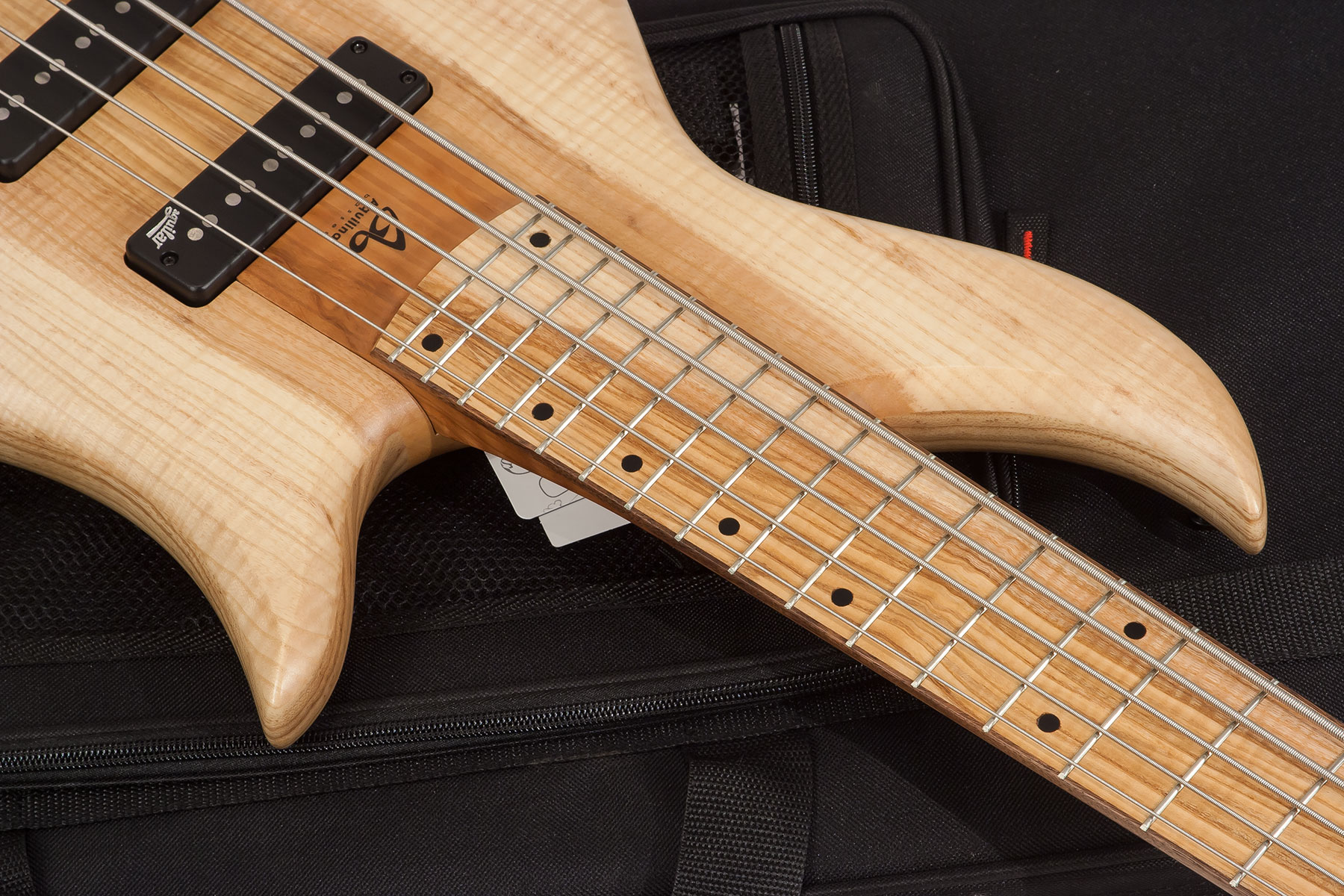 Aquilina Bertone 5 Custom Aulne/frene Active J.east Fre #021830 - Natural - Solid body elektrische bas - Variation 2