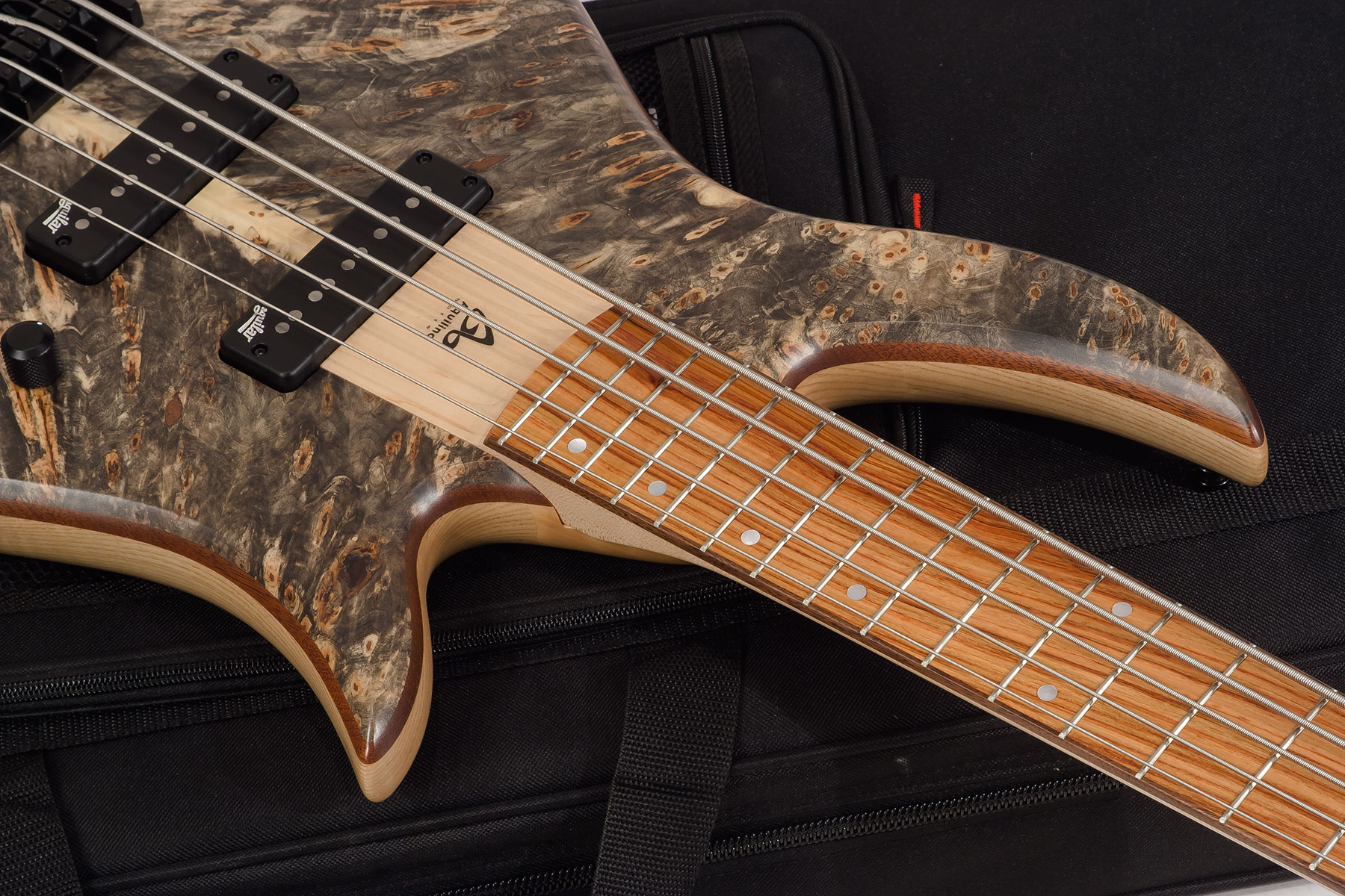 Aquilina Triton 5 Aulne/frene Active - Buckeyes Burl - Solid body elektrische bas - Variation 2