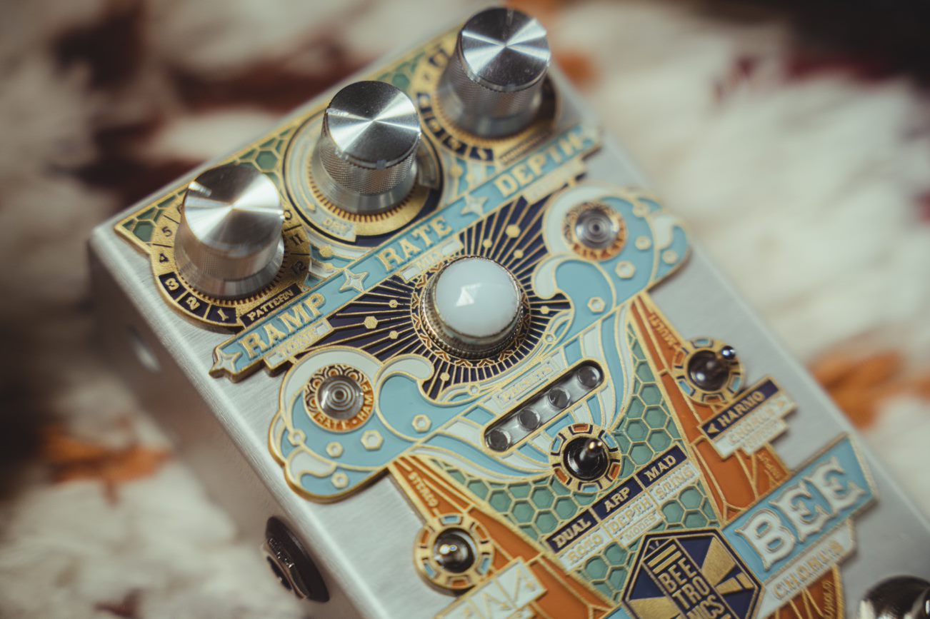 Beetronics Seabee Harmochorus - Modulation/chorus/flanger/phaser en tremolo effect pedaal - Variation 3