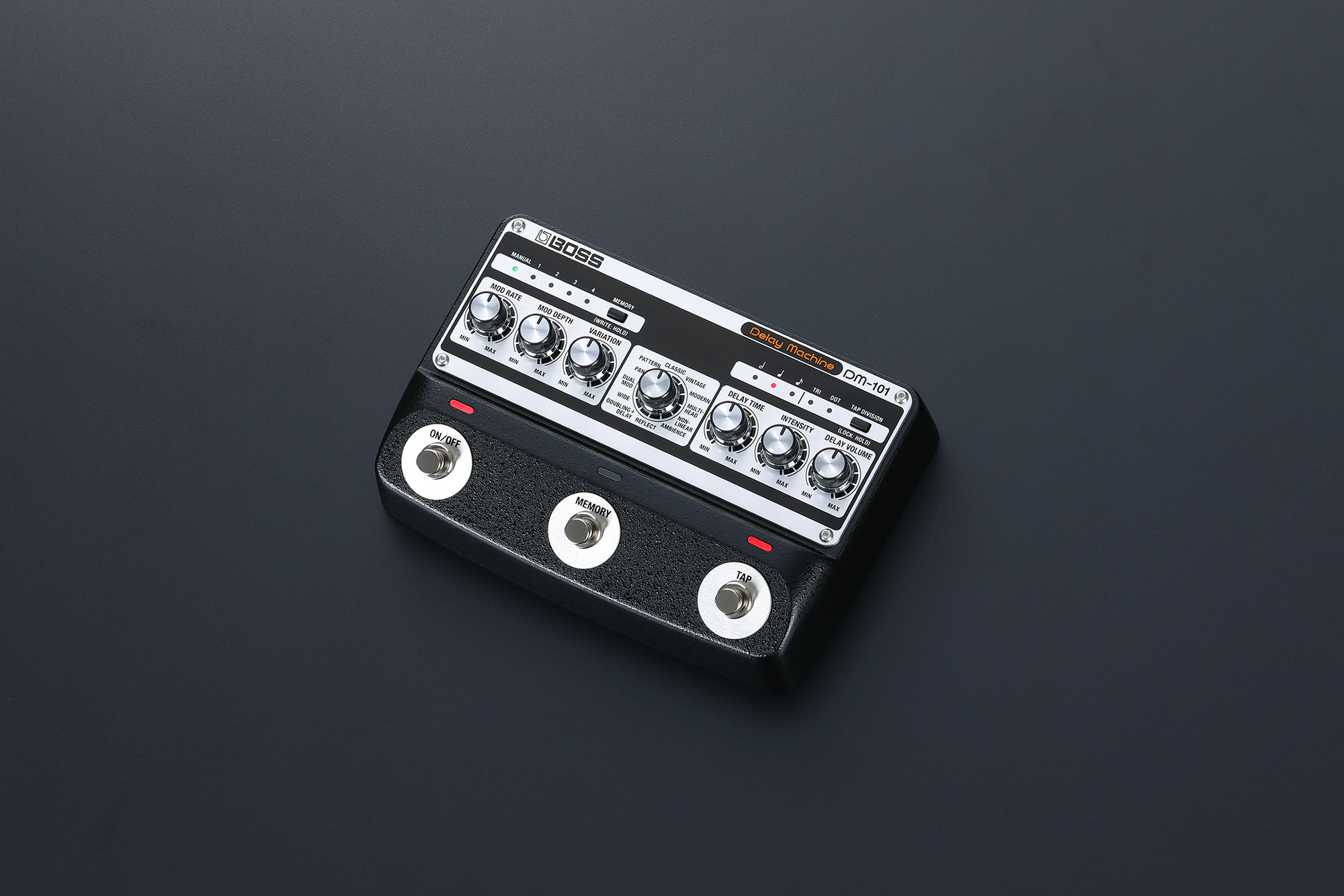 Boss Dm-101 - Reverb/delay/echo effect pedaal - Variation 3