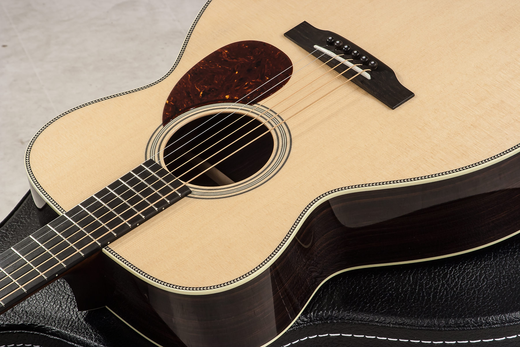 Collings Om2h Orchestra 3/4 Nut Satin Neck Torch Peghead #27455 - Natural - Westerngitaar & electro - Variation 2