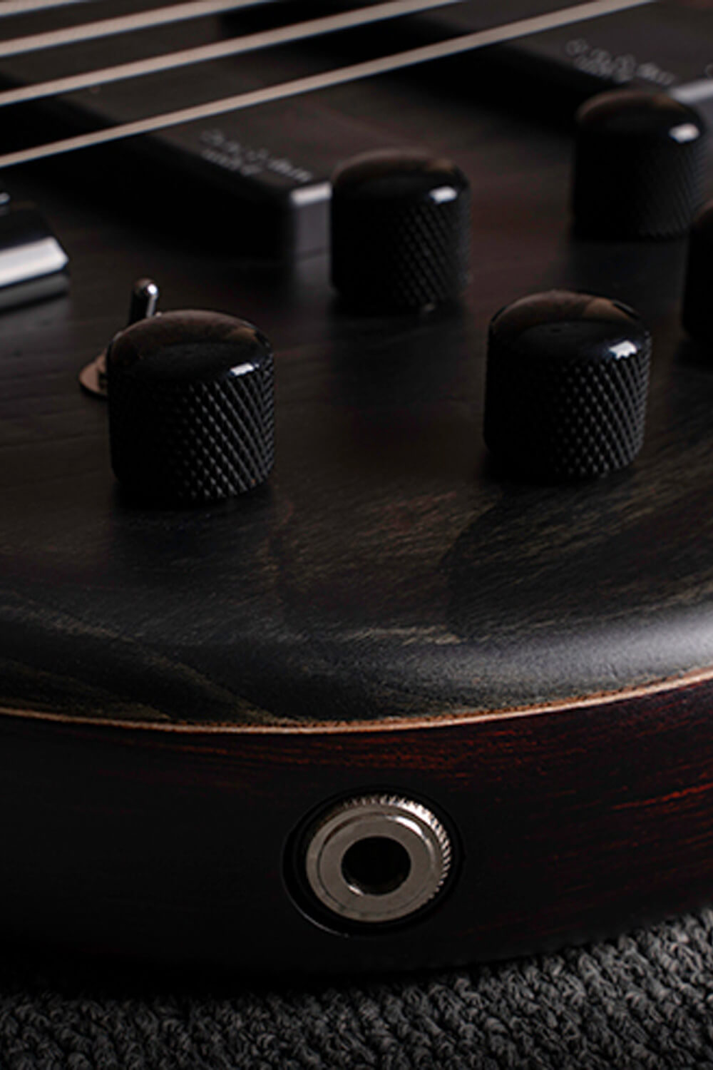 Cort B5 Element Artisan 5c Active Bartolini Mn - Open Pore Trans Black - Solid body elektrische bas - Variation 2