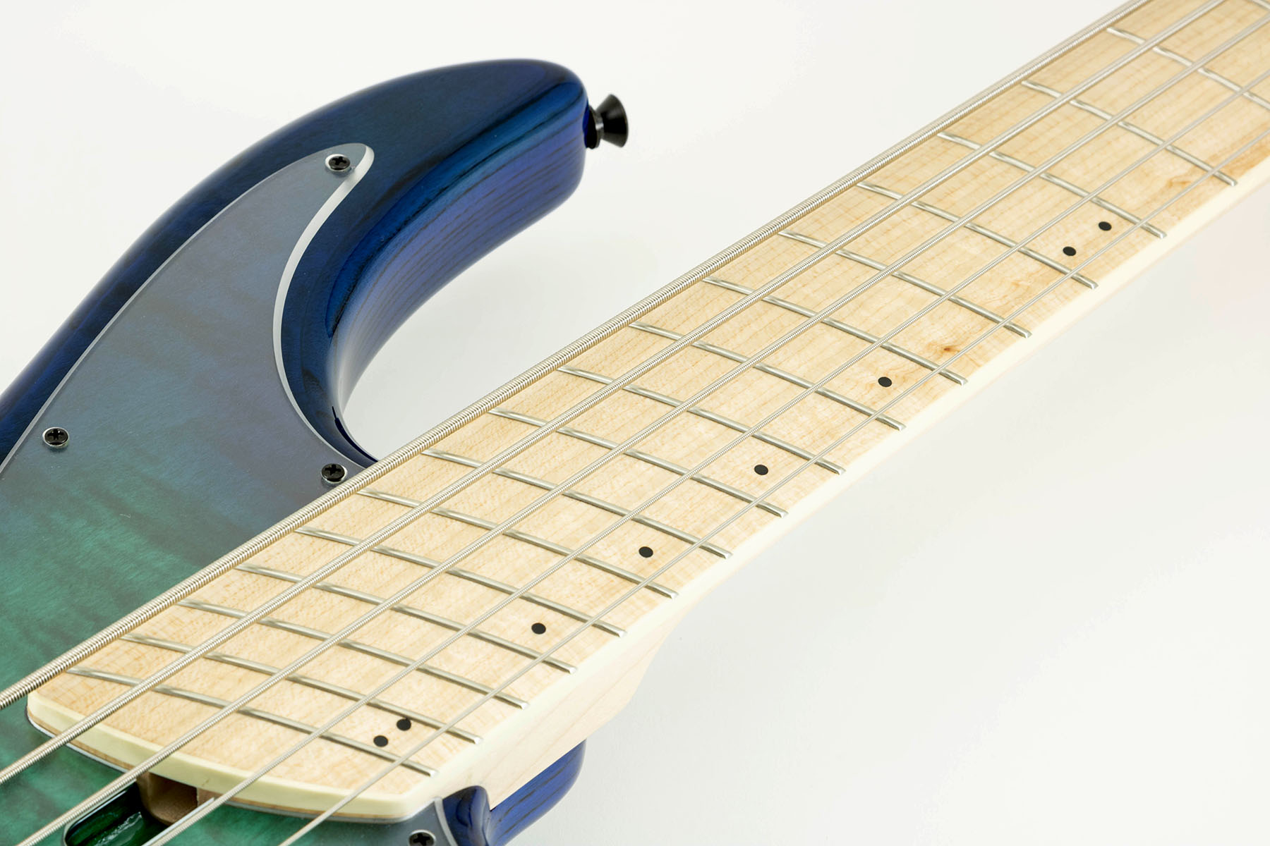 Dingwall Combustion Nashville Cn3 5c 3pu Active Mn - Whalepool Burst - Solid body elektrische bas - Variation 5