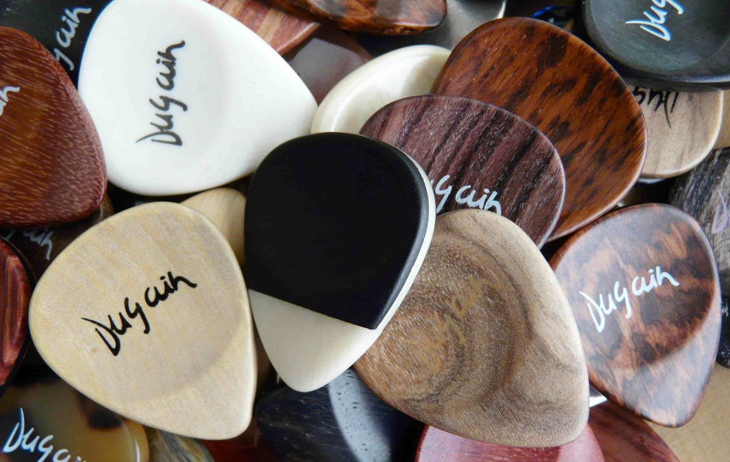 Dugain Pernambouc - Plectrum - Variation 1