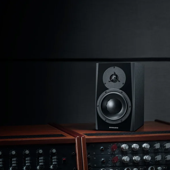Dynaudio Enceinte Monitoring Active - Actieve studiomonitor - Variation 5