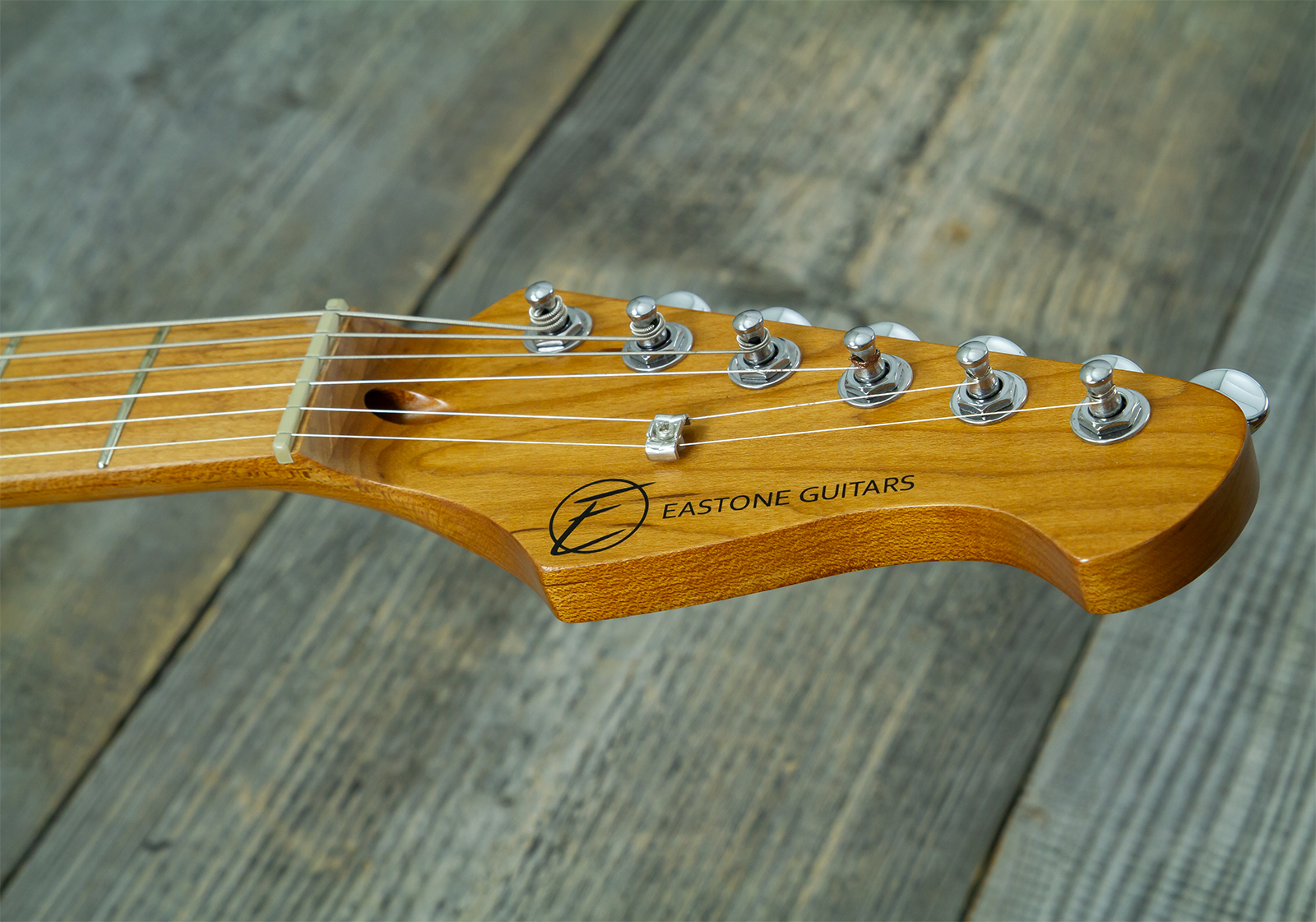 Eastone St100r-blk-mn 3s Trem Mn - Black - Elektrische gitaar in Strat vorm - Variation 9