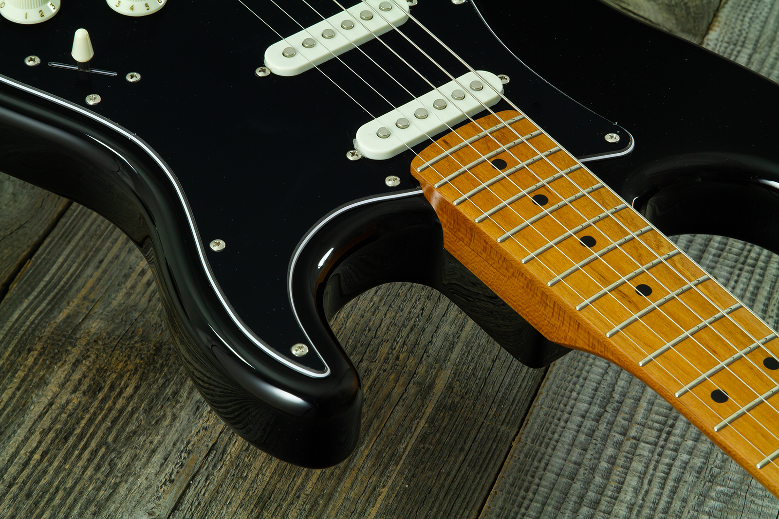 Eastone St100r-blk-mn 3s Trem Mn - Black - Elektrische gitaar in Strat vorm - Variation 4