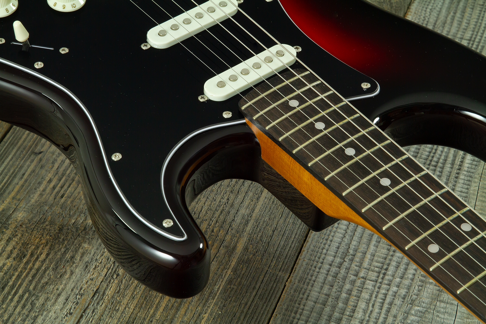 Eastone St100r-s3t-rw 3s Trem Rw - 3-tone Burst - Elektrische gitaar in Strat vorm - Variation 4