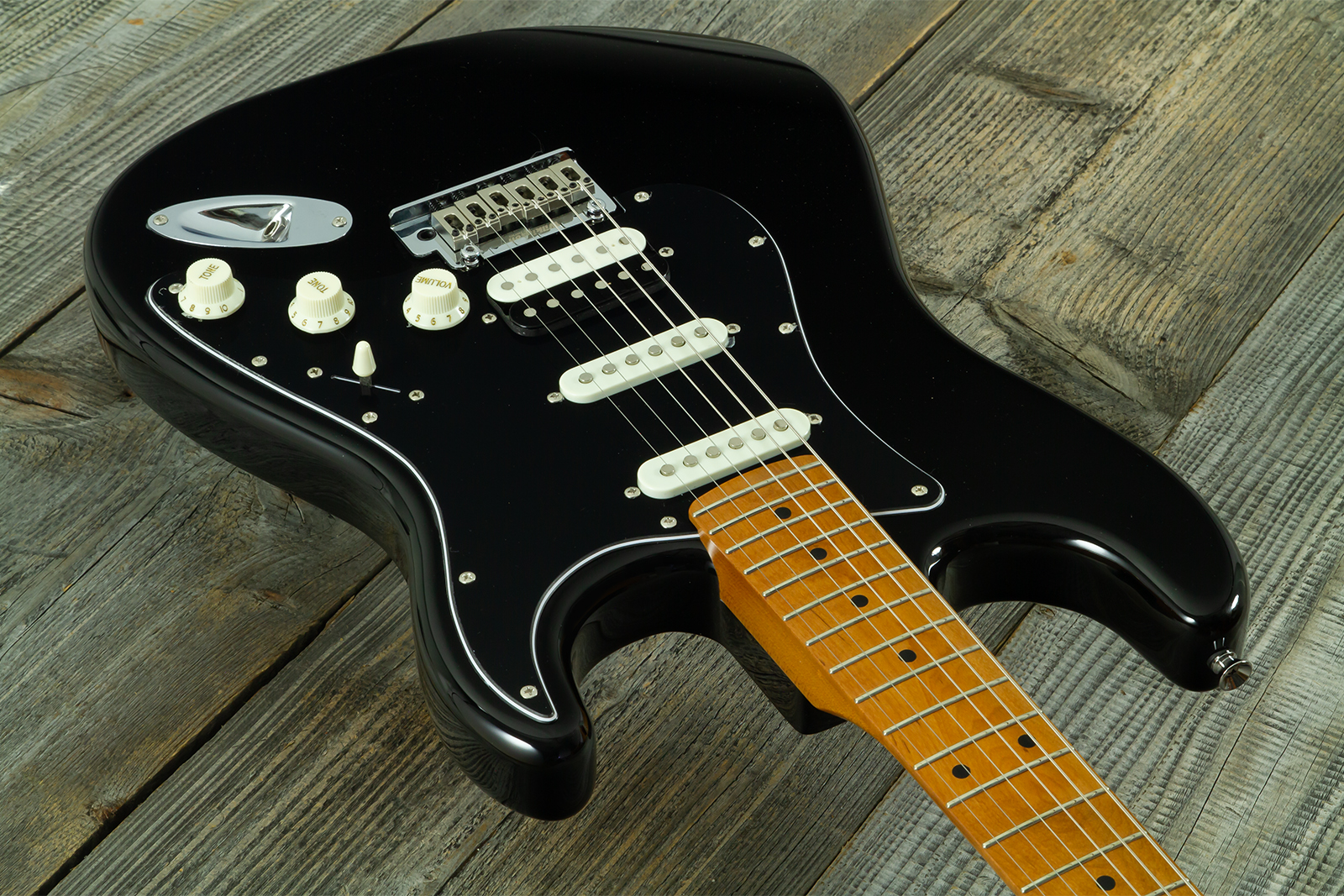 Eastone St150r-blk-rw Hss Trem Mn - Black - Elektrische gitaar in Strat vorm - Variation 2