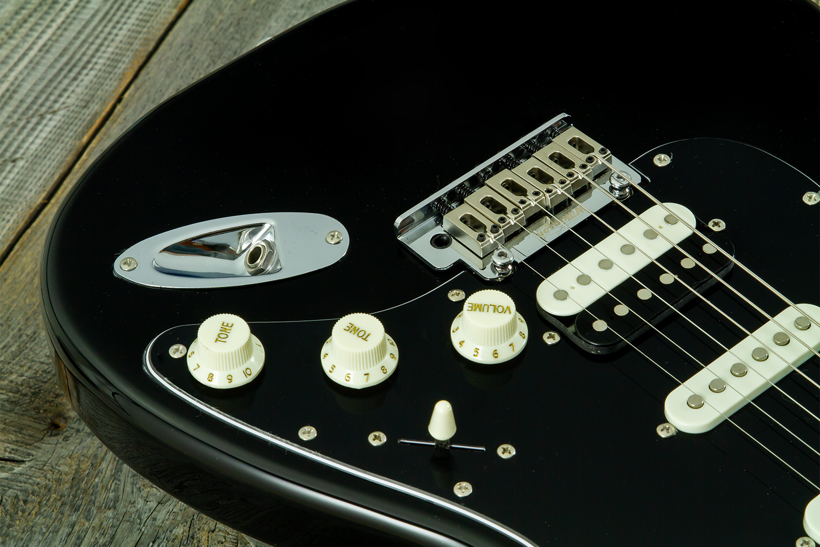 Eastone St150r-blk-rw Hss Trem Mn - Black - Elektrische gitaar in Strat vorm - Variation 3
