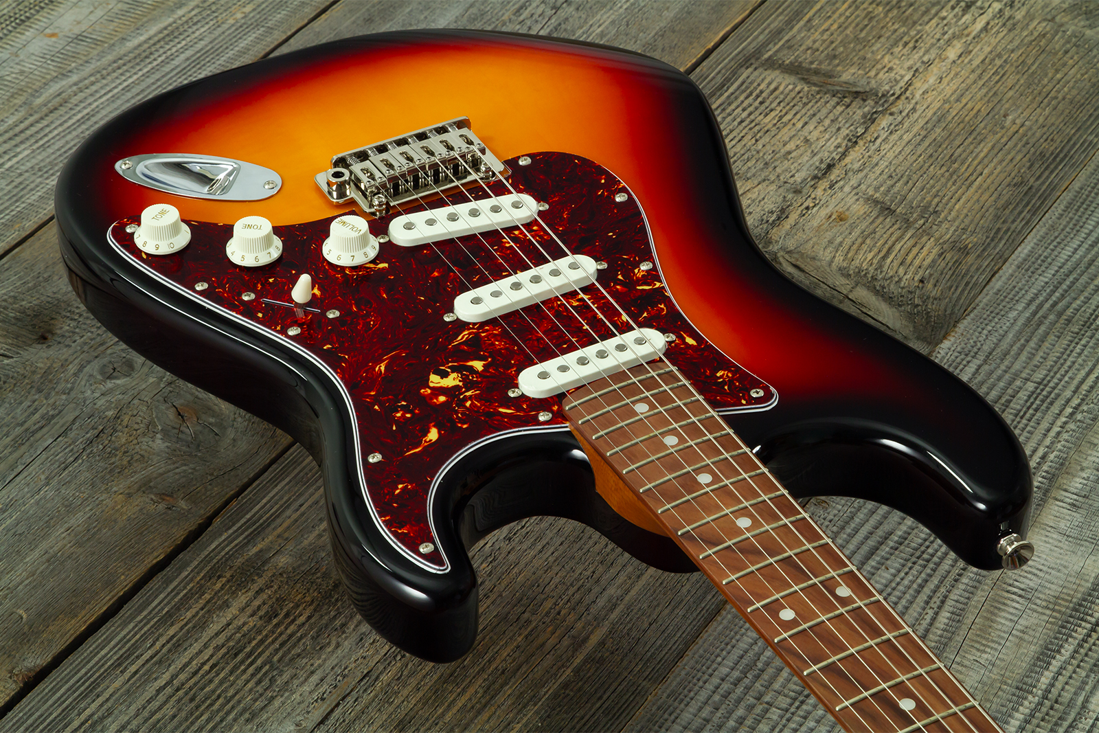 Eastone St500r-fs2t-rw 3s Trem Rw - 2-tone Burst - Elektrische gitaar in Strat vorm - Variation 2