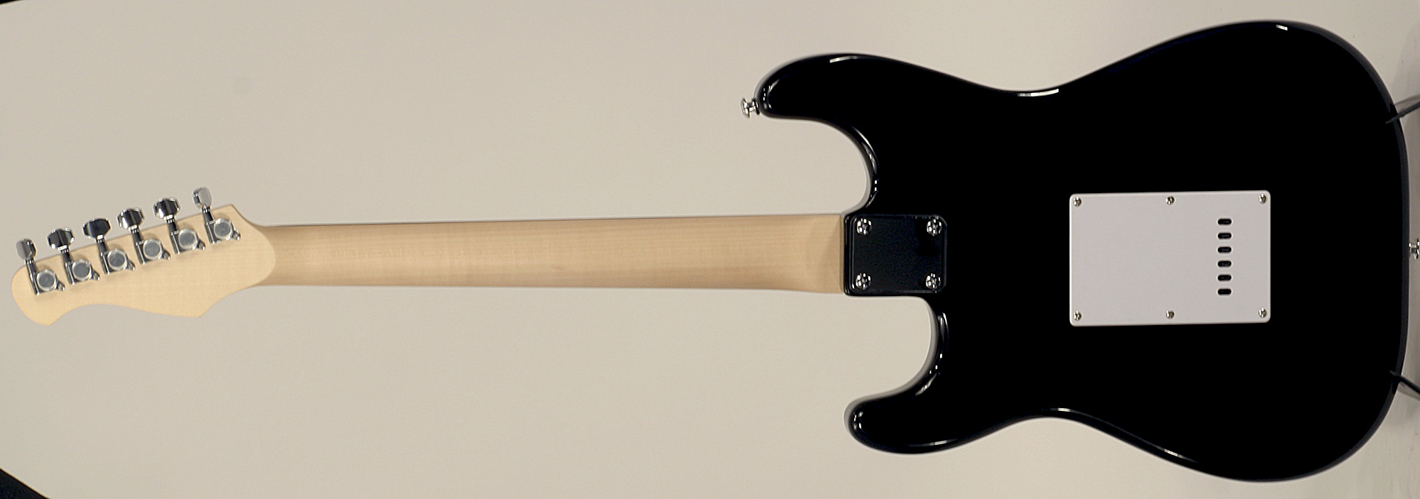 Eastone Str70-blk 3s Pur - Black - Elektrische gitaar in Str-vorm - Variation 2