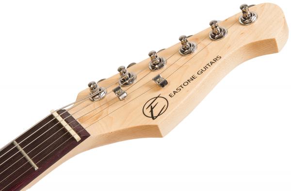 Solid body elektrische gitaar Eastone STR70T - lake placid blue
