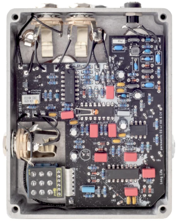 Fairfield Circuitry Long Life Parametric Eq - EQ en enhancer effect pedaal - Variation 1