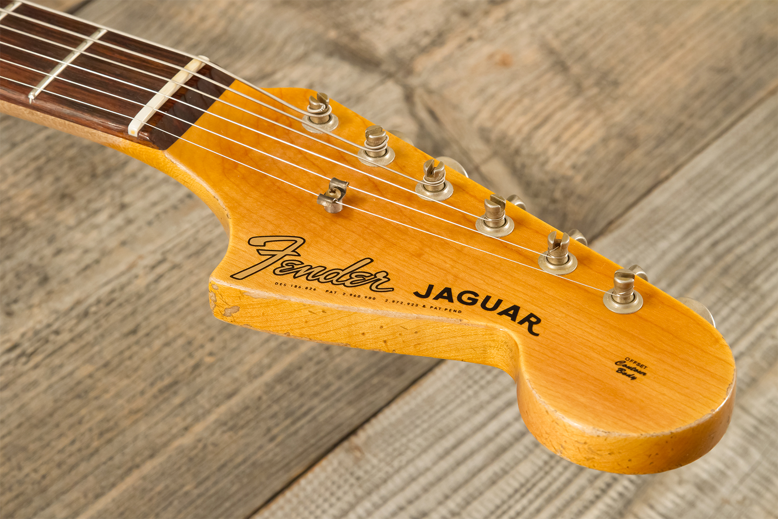 Fender Custom Shop Jaguar 1962 Shsc 2s Trem Rw #r141280 - Heavy Relic Shell Pink O. 3-color Sunburst - Retro-rock elektrische gitaar - Variation 7