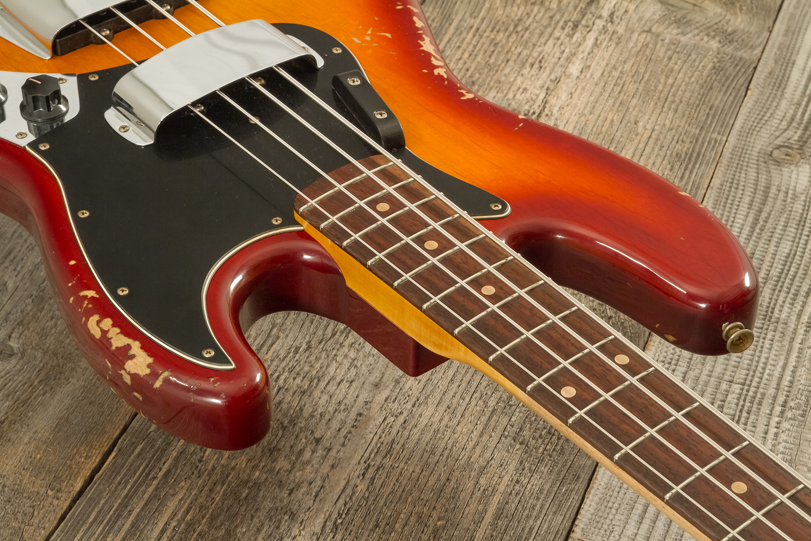 Fender Custom Shop Jazzbass 1964 Rw #r137642 - Heavy Relic Cherry Sunburst - Solid body elektrische bas - Variation 4