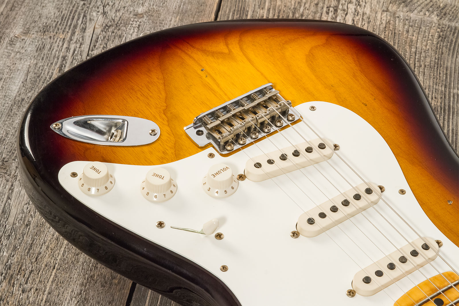 Fender Custom Shop Strat 1955 3s Trem Mn #r130058 - Journeyman Relic 2-color Sunburst - Elektrische gitaar in Str-vorm - Variation 4