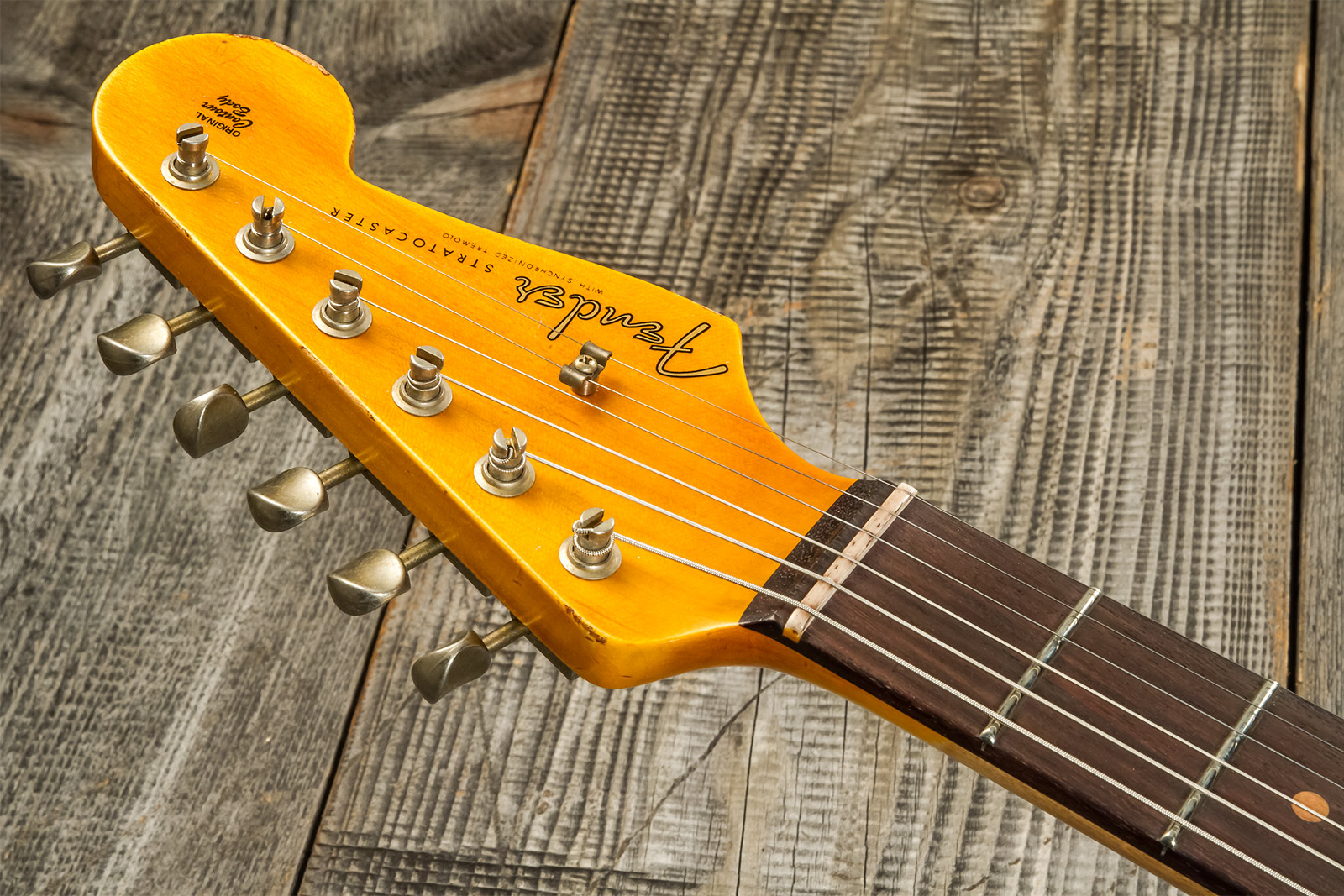 Fender Custom Shop Strat 1961 3s Trem Rw #cz573663 - Heavy Relic Aged 3-color Sunburst - Elektrische gitaar in Str-vorm - Variation 8