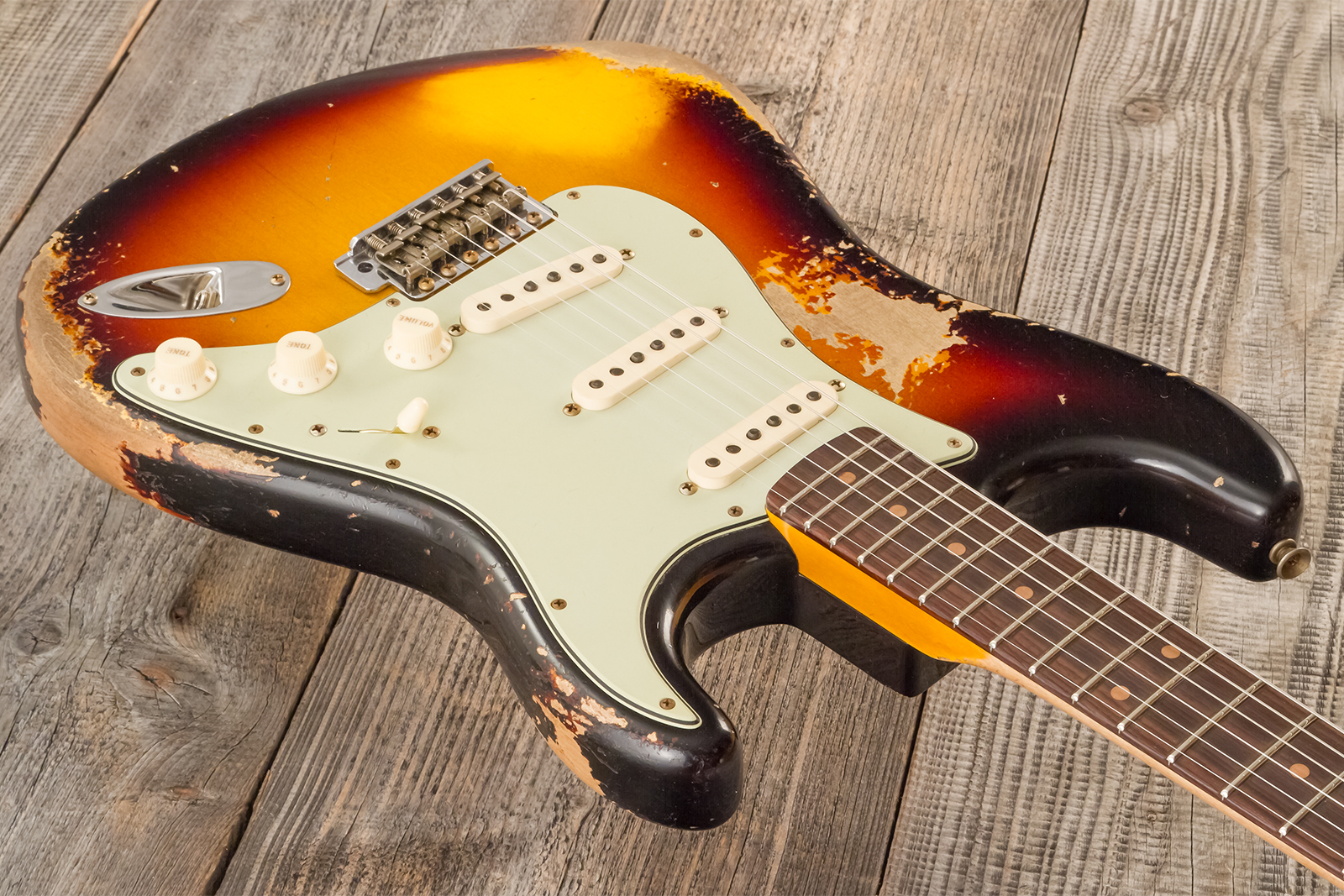 Fender Custom Shop Strat 1961 Bone Tone 3s Trem #cz584251 - Super Heavy Relic 3-color Sunburst - Elektrische gitaar in Str-vorm - Variation 2