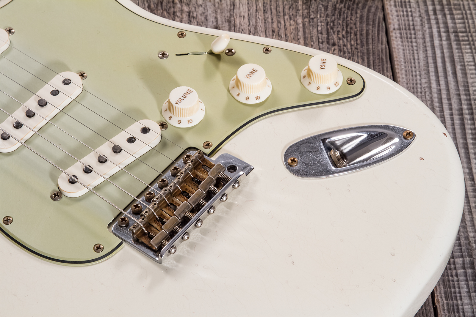 Fender Custom Shop Strat 1962/63 3s Trem Rw - Journeyman Relic Olympic White - Elektrische gitaar in Strat vorm - Variation 3