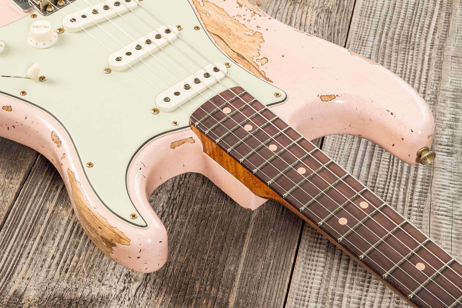 Fender Custom Shop Strat 1963 3s Trem Rw #r136150 - Super Heavy Relic Shell Pink - Elektrische gitaar in Strat vorm - Variation 4