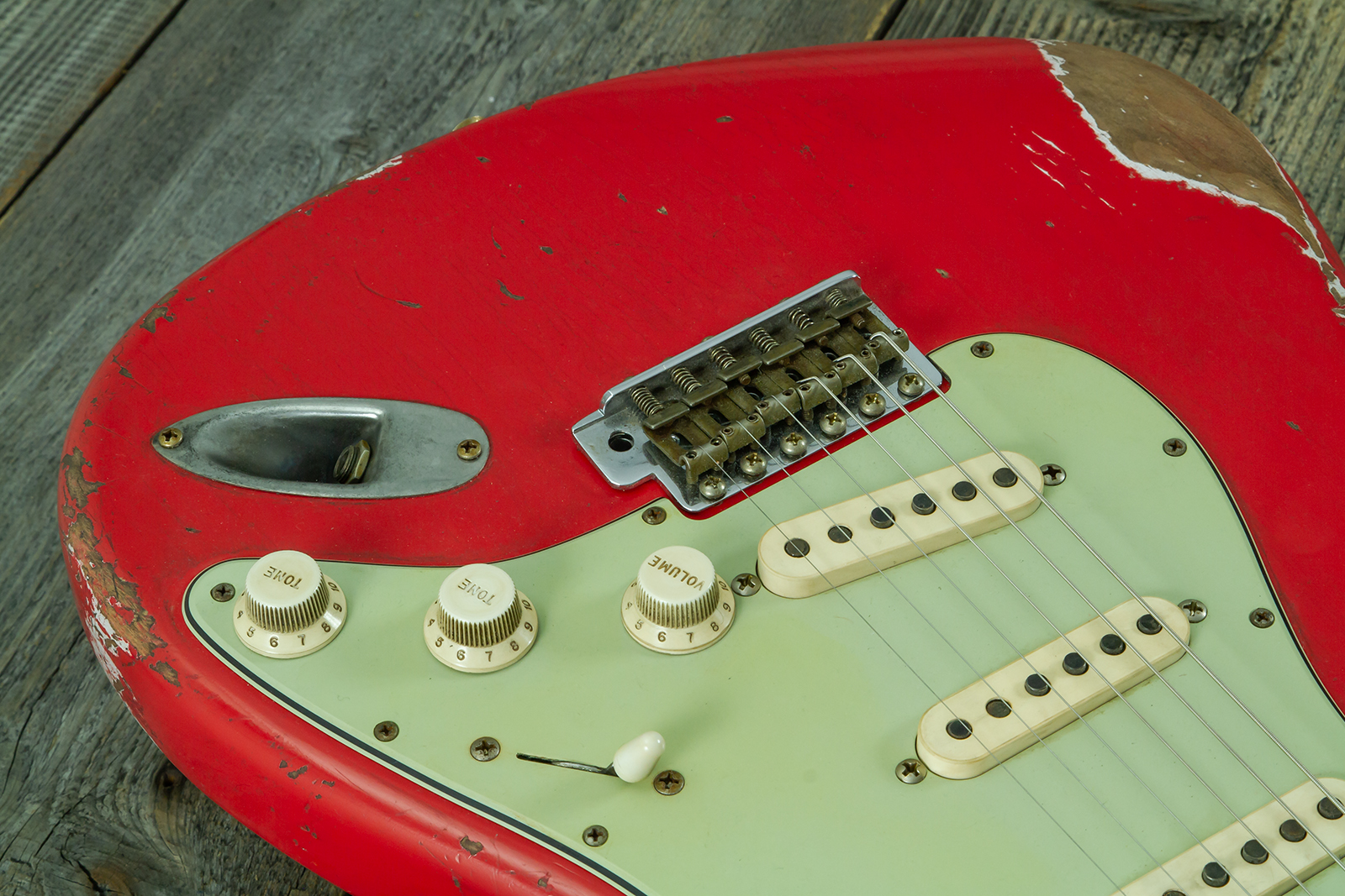 Fender Custom Shop Strat 1963 Mb A.macnutt 3s Trem Rw #r144111 - Relic Fiesta Red - Elektrische gitaar in Strat vorm - Variation 5