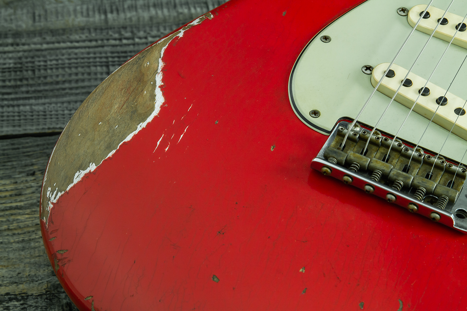 Fender Custom Shop Strat 1963 Mb A.macnutt 3s Trem Rw #r144111 - Relic Fiesta Red - Elektrische gitaar in Strat vorm - Variation 3