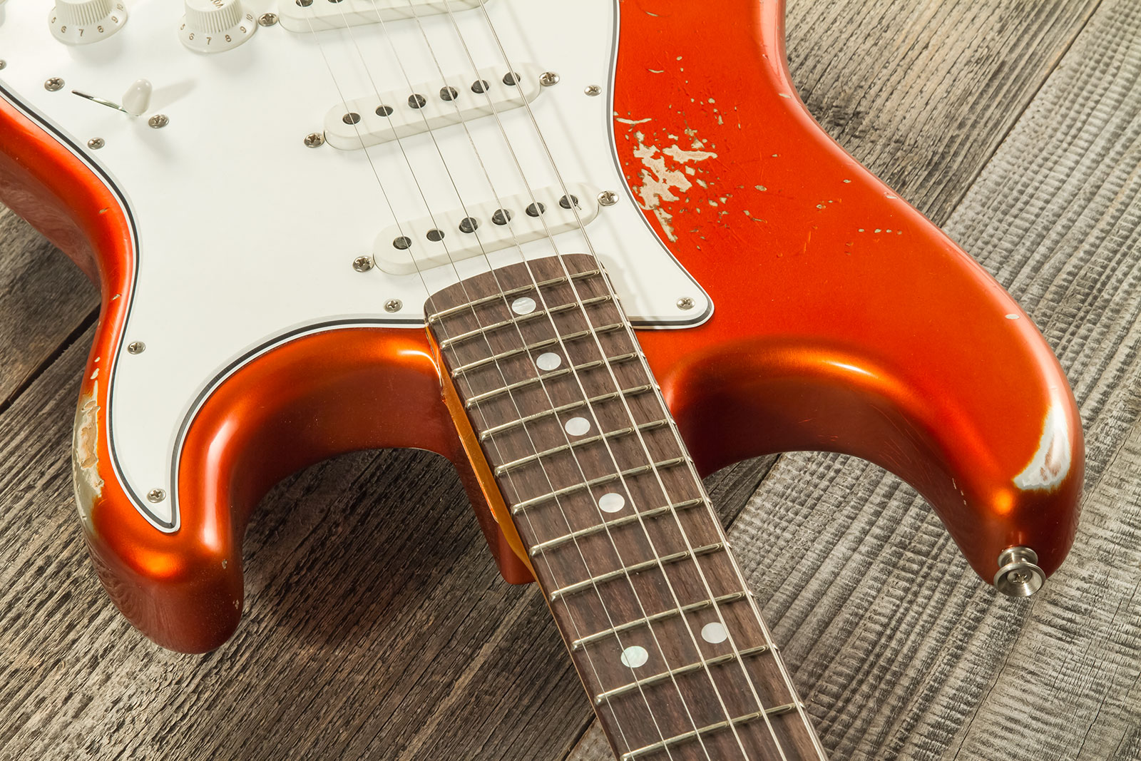 Fender Custom Shop Strat 1969 3s Trem Rw #r132166 - Heavy Relic Candy Tangerine - Elektrische gitaar in Str-vorm - Variation 4