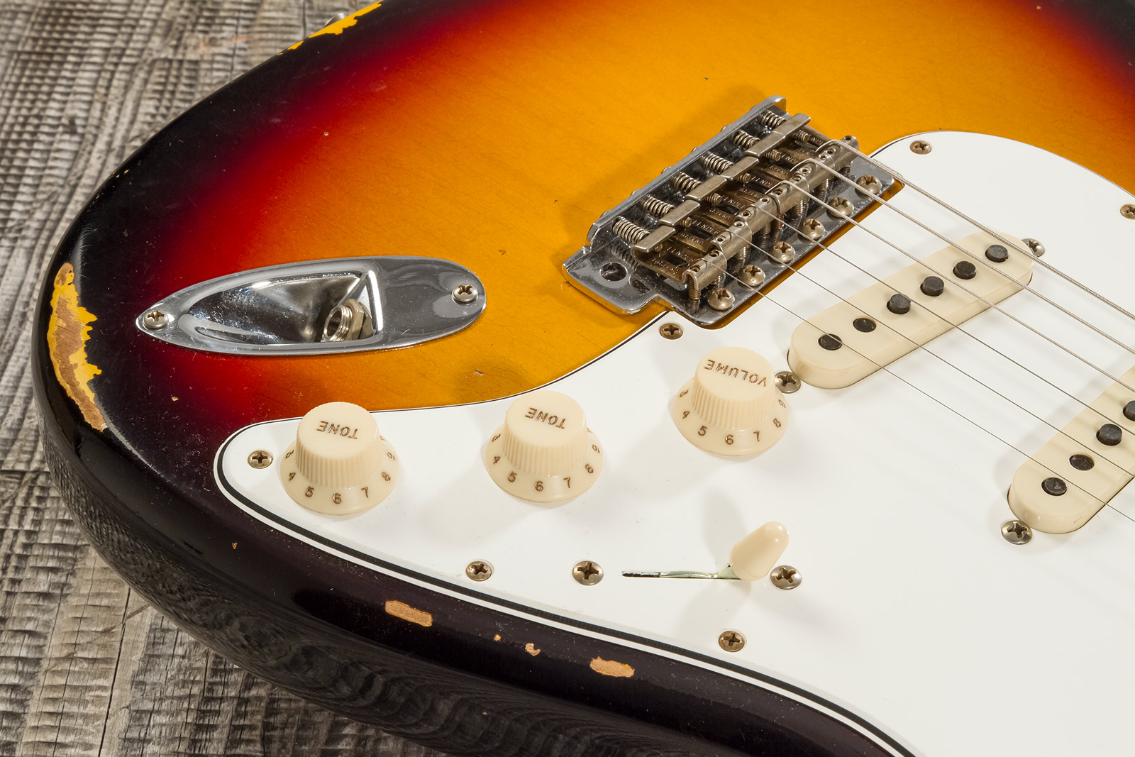 Fender Custom Shop Strat Late 1964 3s Trem Rw #cz569925 - Relic Target 3-color Sunburst - Elektrische gitaar in Str-vorm - Variation 3