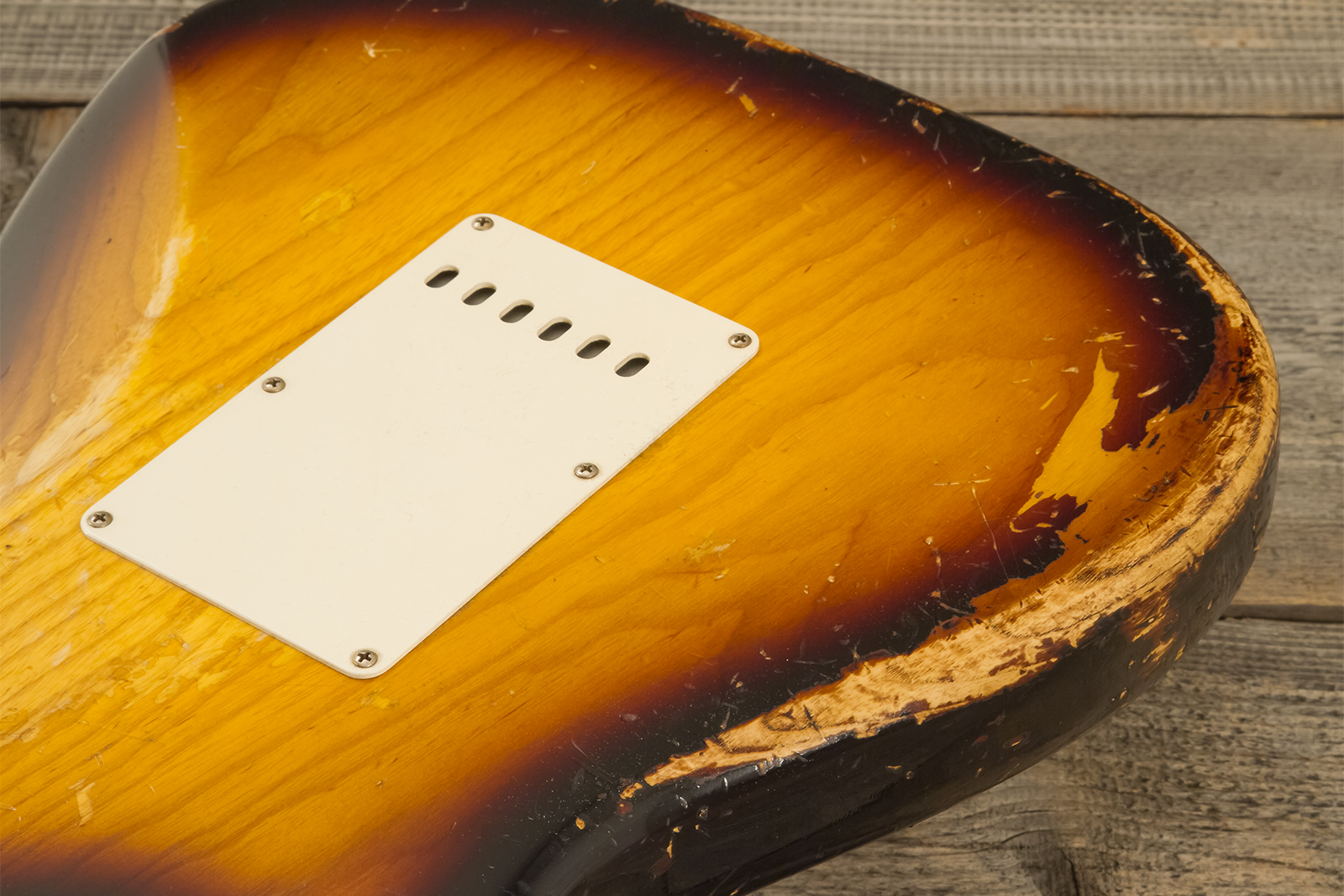 Fender Custom Shop Strat Masterbuilt L.perry 3s Trem Rw #r132309 - Heavy Relic 2-color Sunburst - Elektrische gitaar in Strat vorm - Variation 12