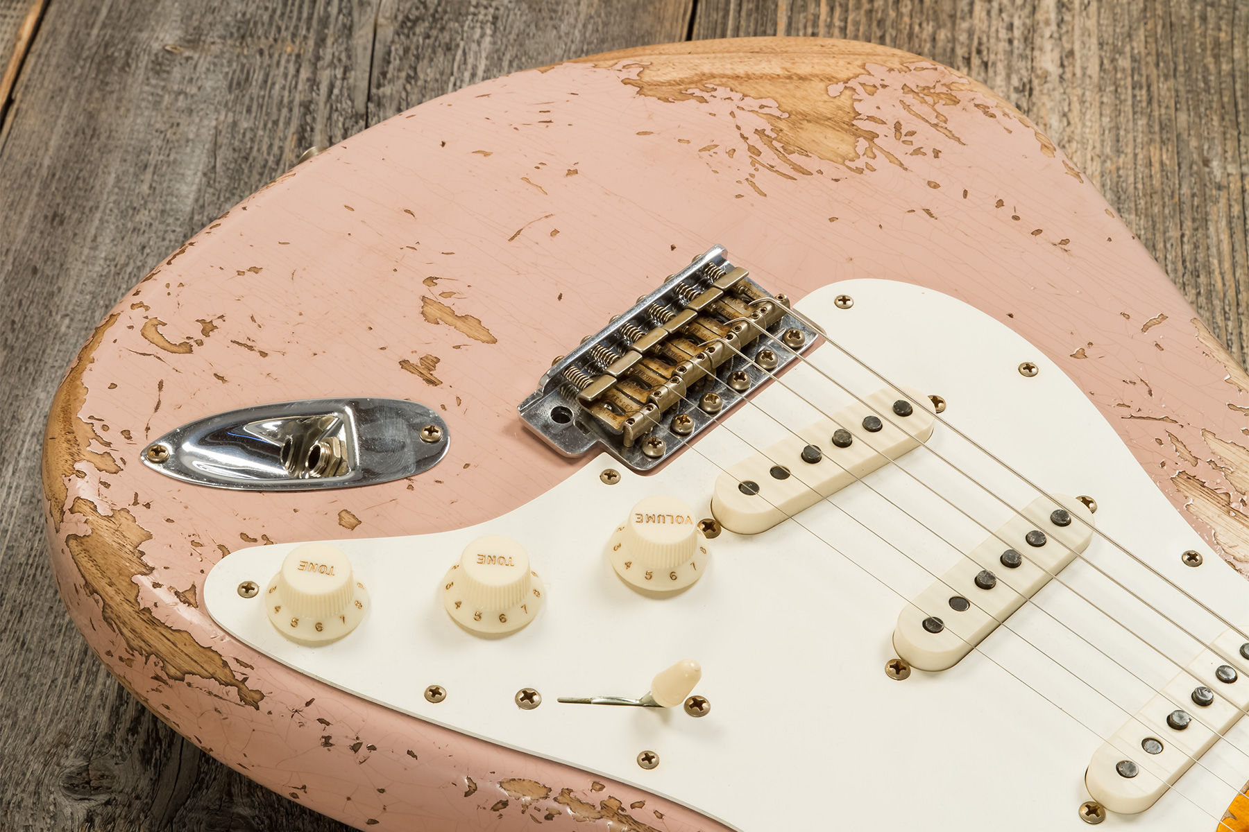 Fender Custom Shop Strat Red Hot 3s Trem Mn #cz579150 - Super Heavy Relic Dirty Shell Pink - Elektrische gitaar in Str-vorm - Variation 3