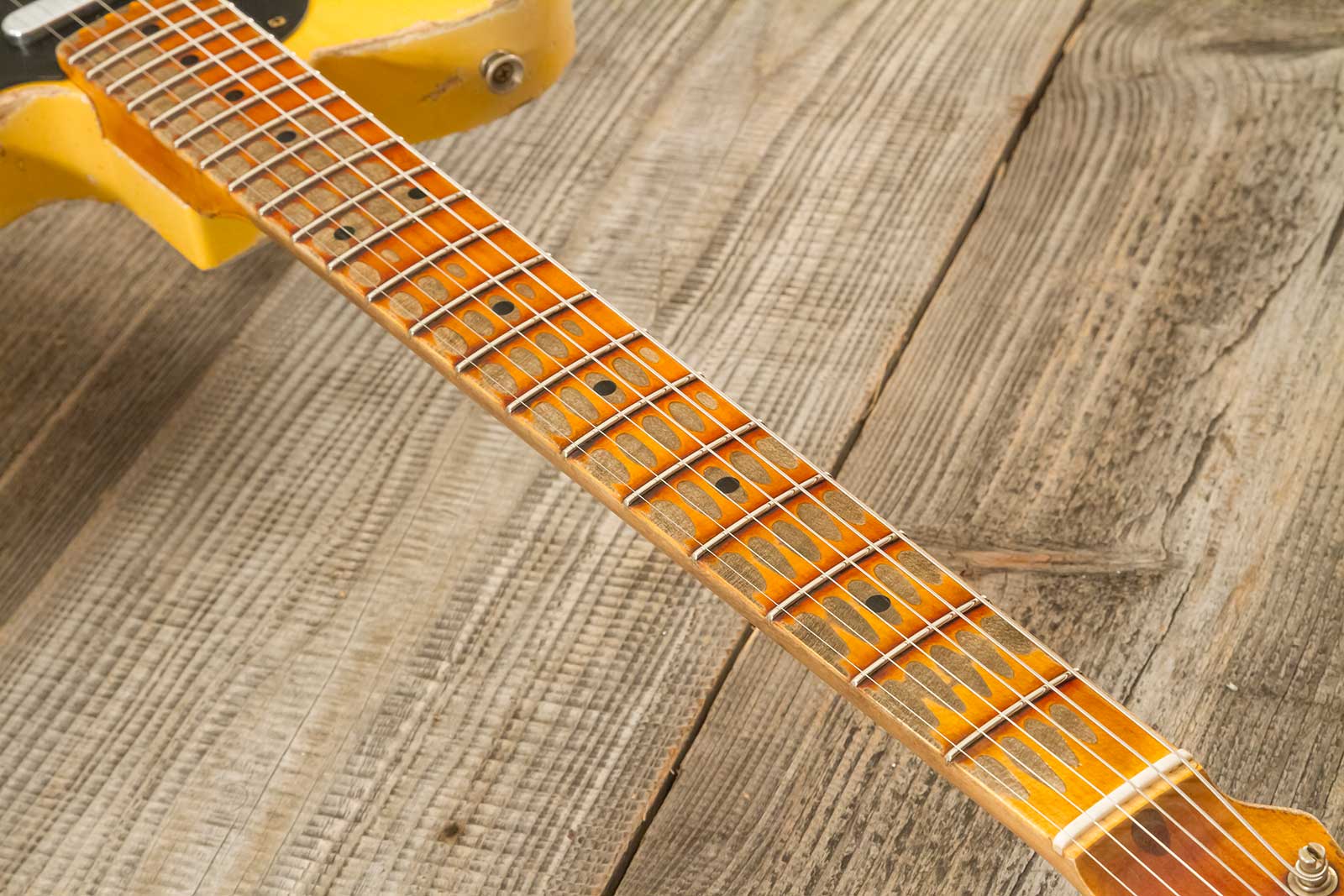 Fender Custom Shop Tele 1953 2s Ht Mn #r128654 - Super Heavy Relic Natural Blonde - Elektrische gitaar in Strat vorm - Variation 4