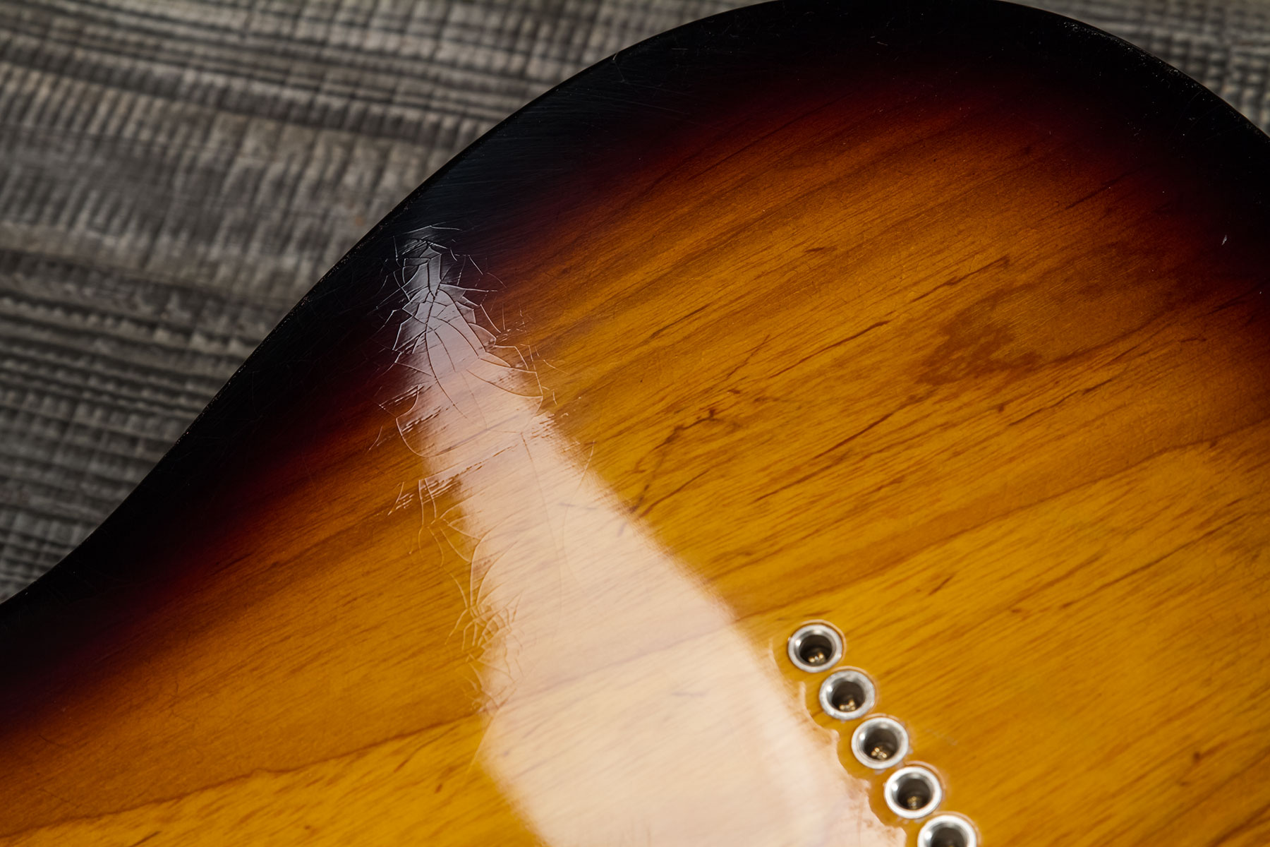 Fender Custom Shop Tele Thinline '50s 2s Ht Mn #r128616 - Closet Classic 2-color Sunburst - Televorm elektrische gitaar - Variation 9