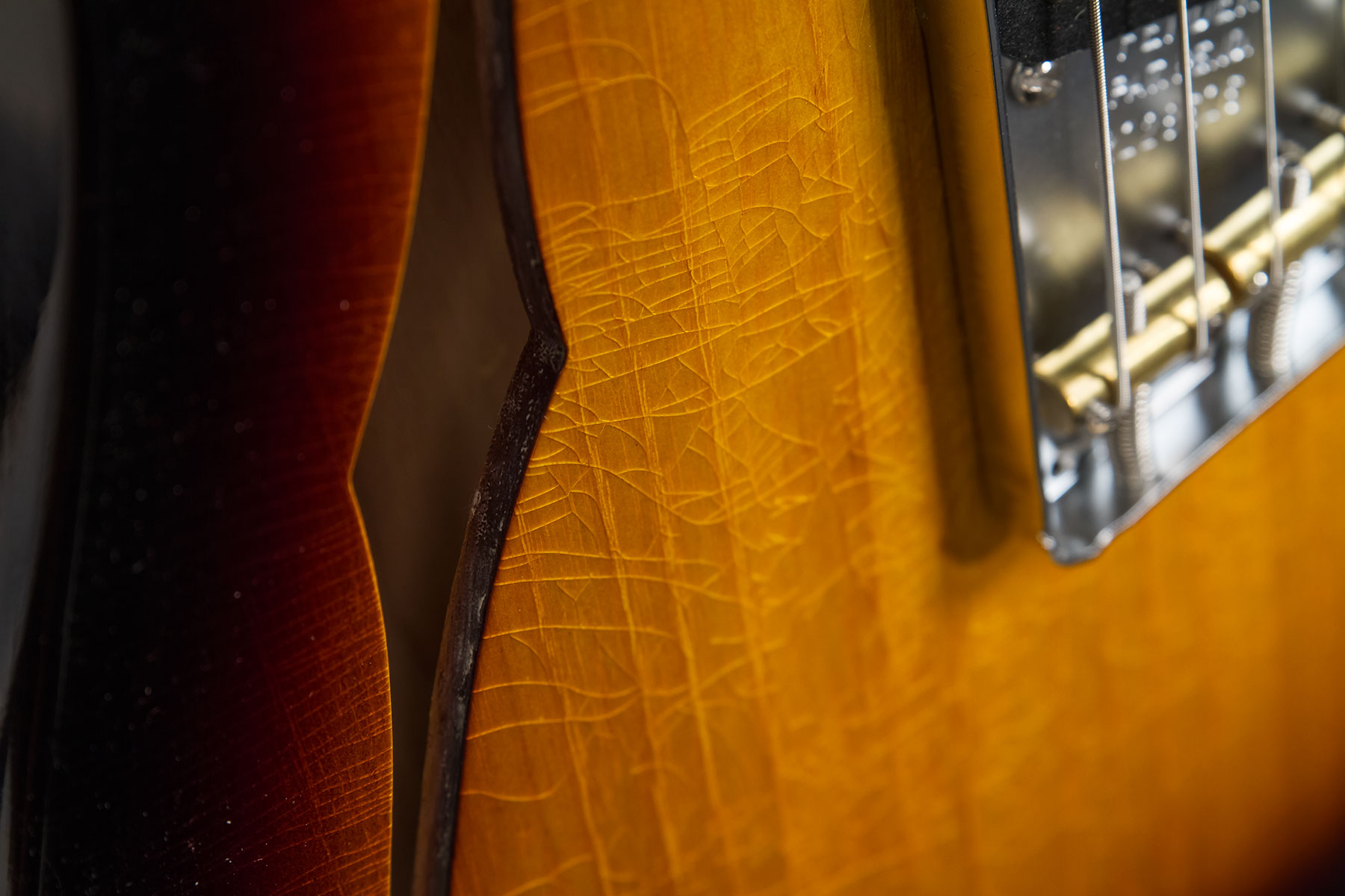 Fender Custom Shop Tele Thinline '50s 2s Ht Mn #r128616 - Closet Classic 2-color Sunburst - Televorm elektrische gitaar - Variation 6