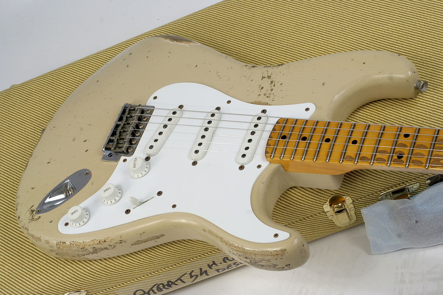 Fender Custom Shop Strat 1954 60th Anniversary Mn - Heavy Relic, Desert Sand - Elektrische gitaar in Str-vorm - Variation 4