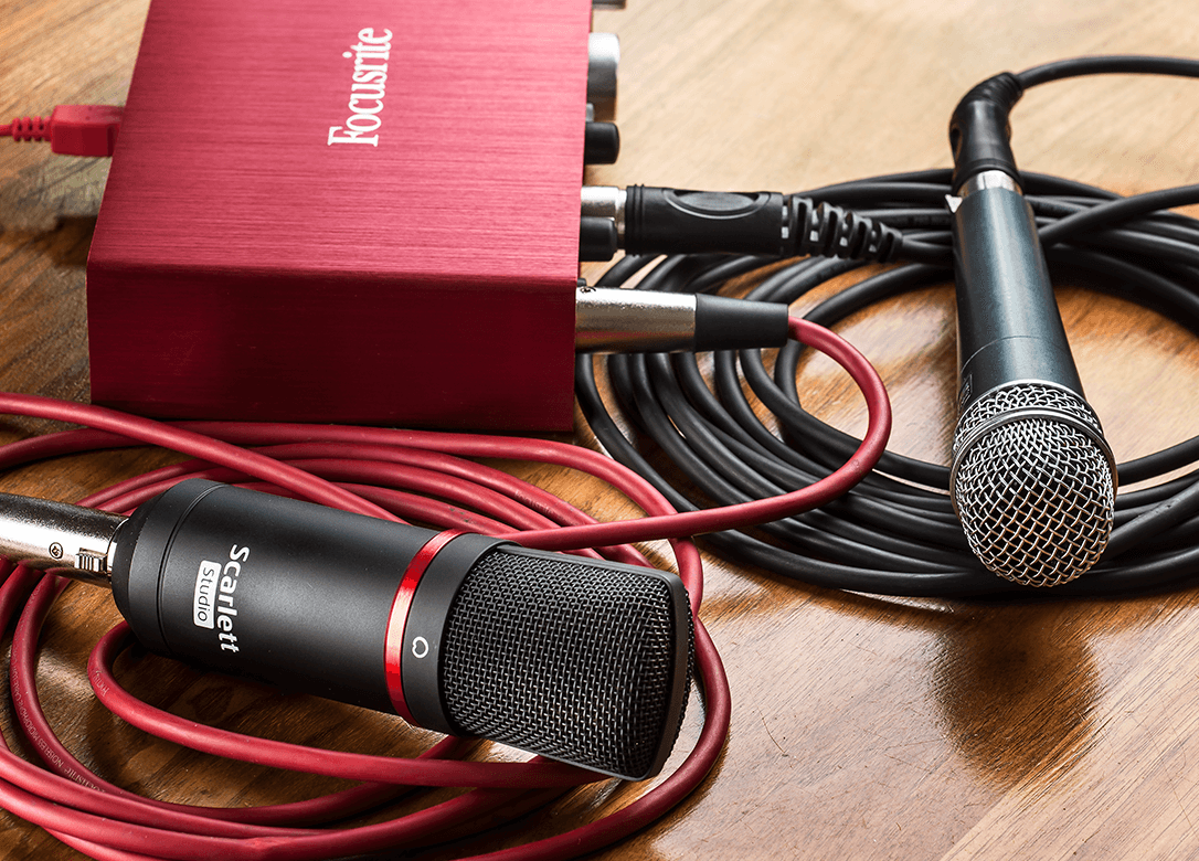 Focusrite Scarlett2 2i2 Studio - Home studio set - Variation 6