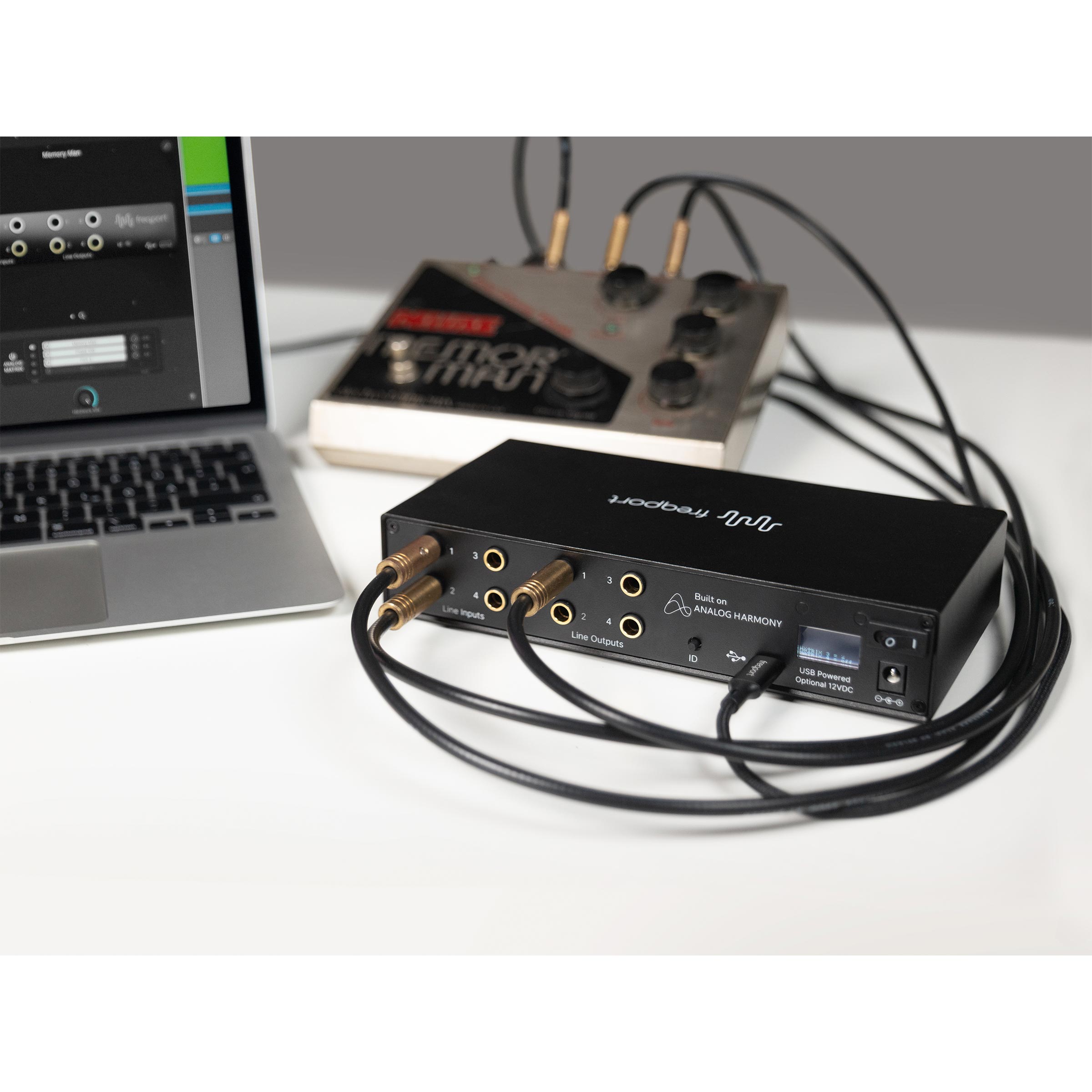 Freqport Freqinout F01 - USB audio-interface - Variation 12