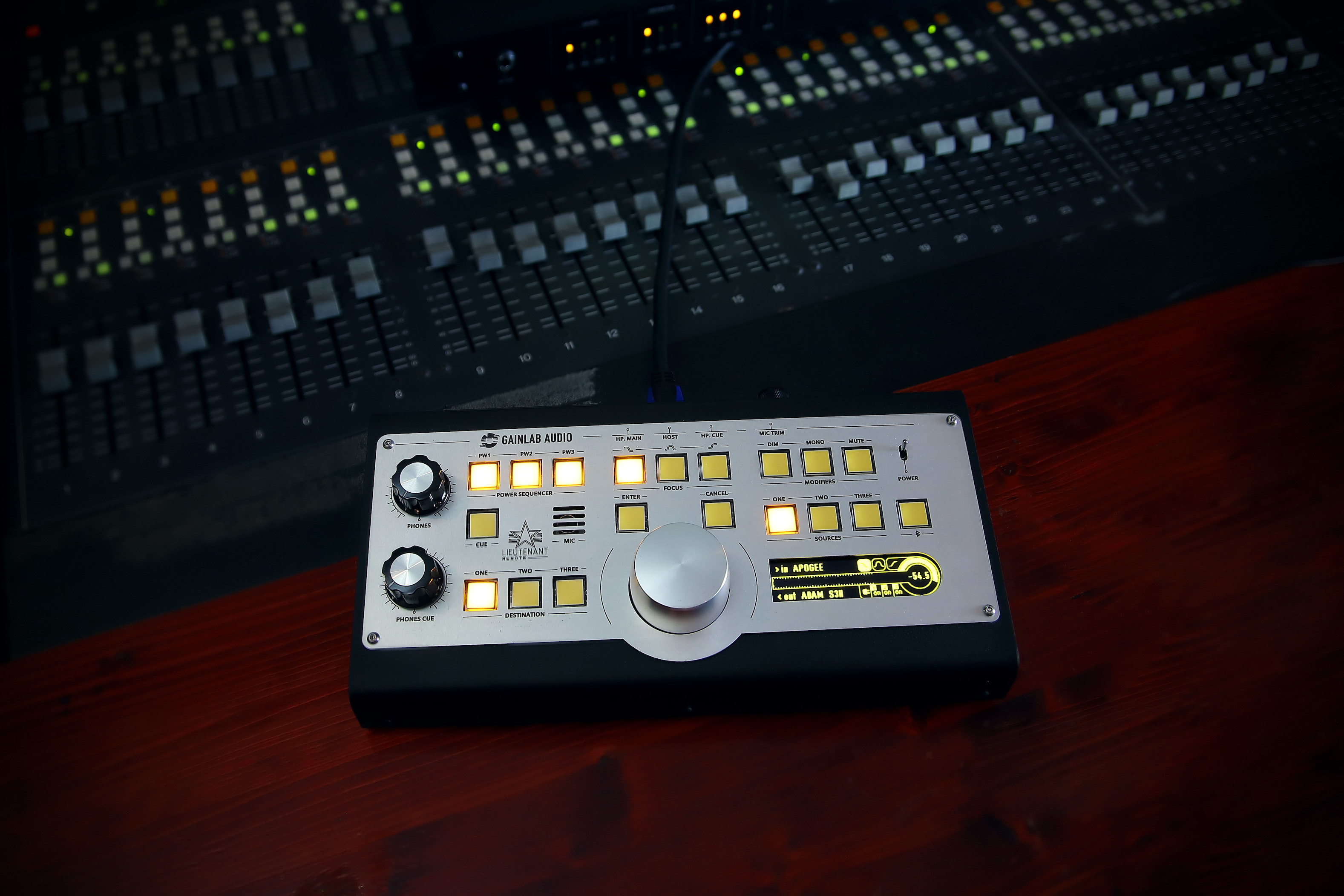 Gainlab Audio Lieutenant - Monitor controller - Variation 4