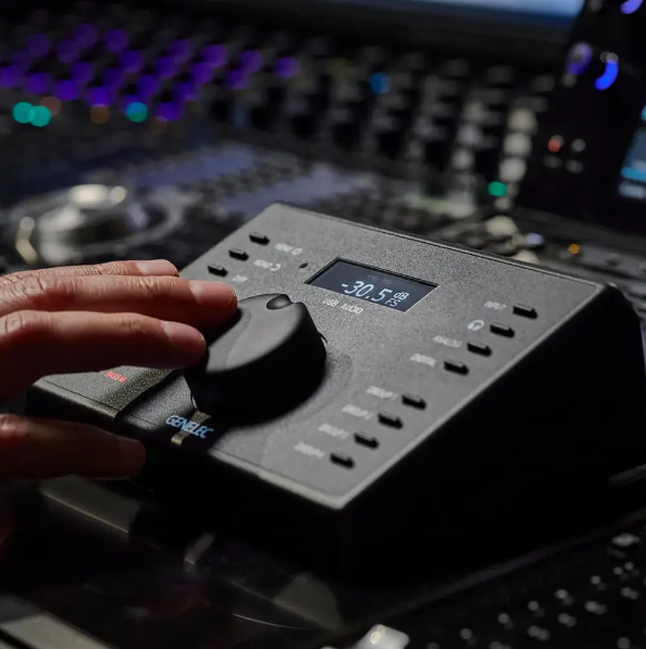 Genelec 9320a - Monitor controller - Variation 3