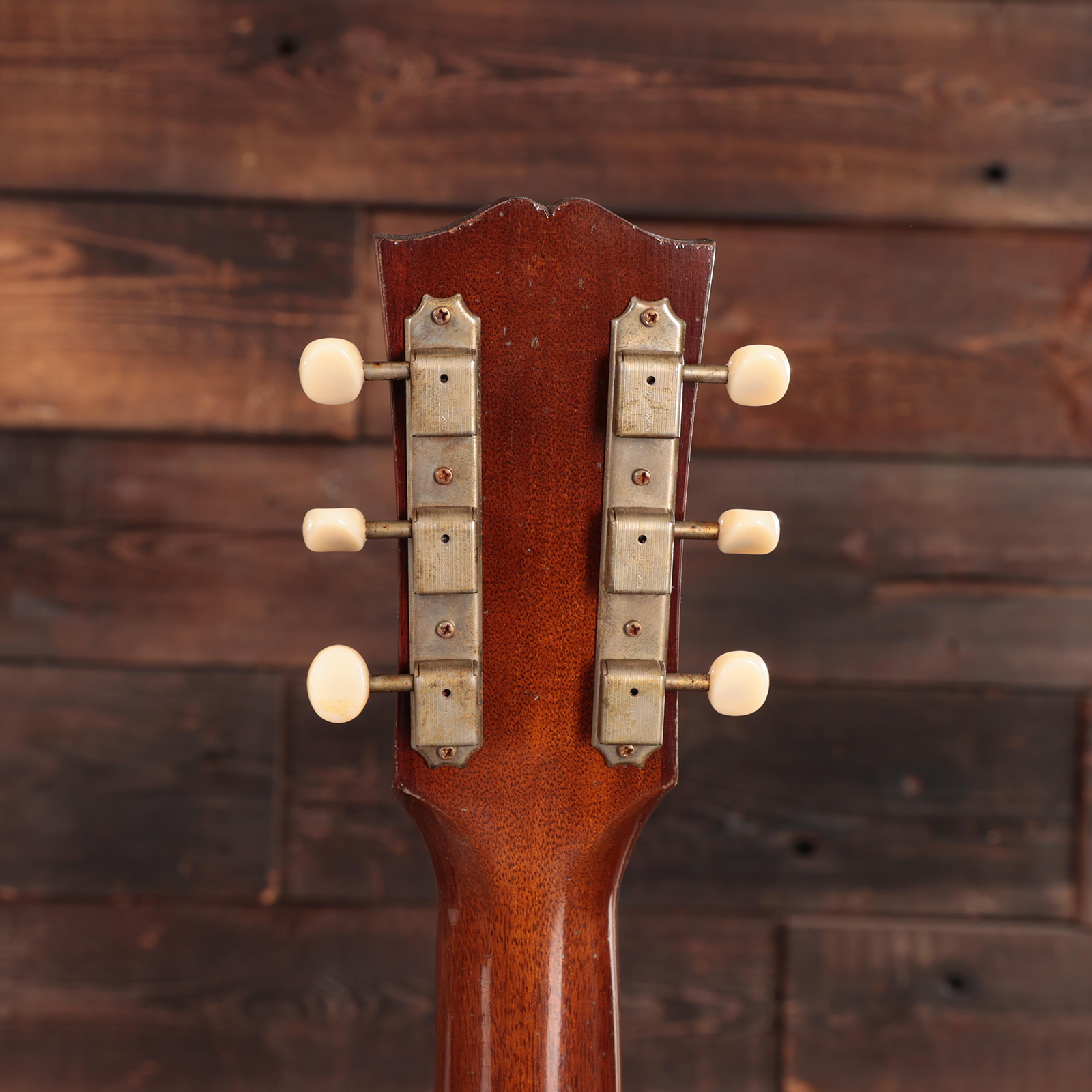 Gibson Custom Shop J45 1955 Dreadnought Epicea Acajou Rw - Murphy Lab Light Aged Vintage Sunburst - Folk gitaar - Variation 8