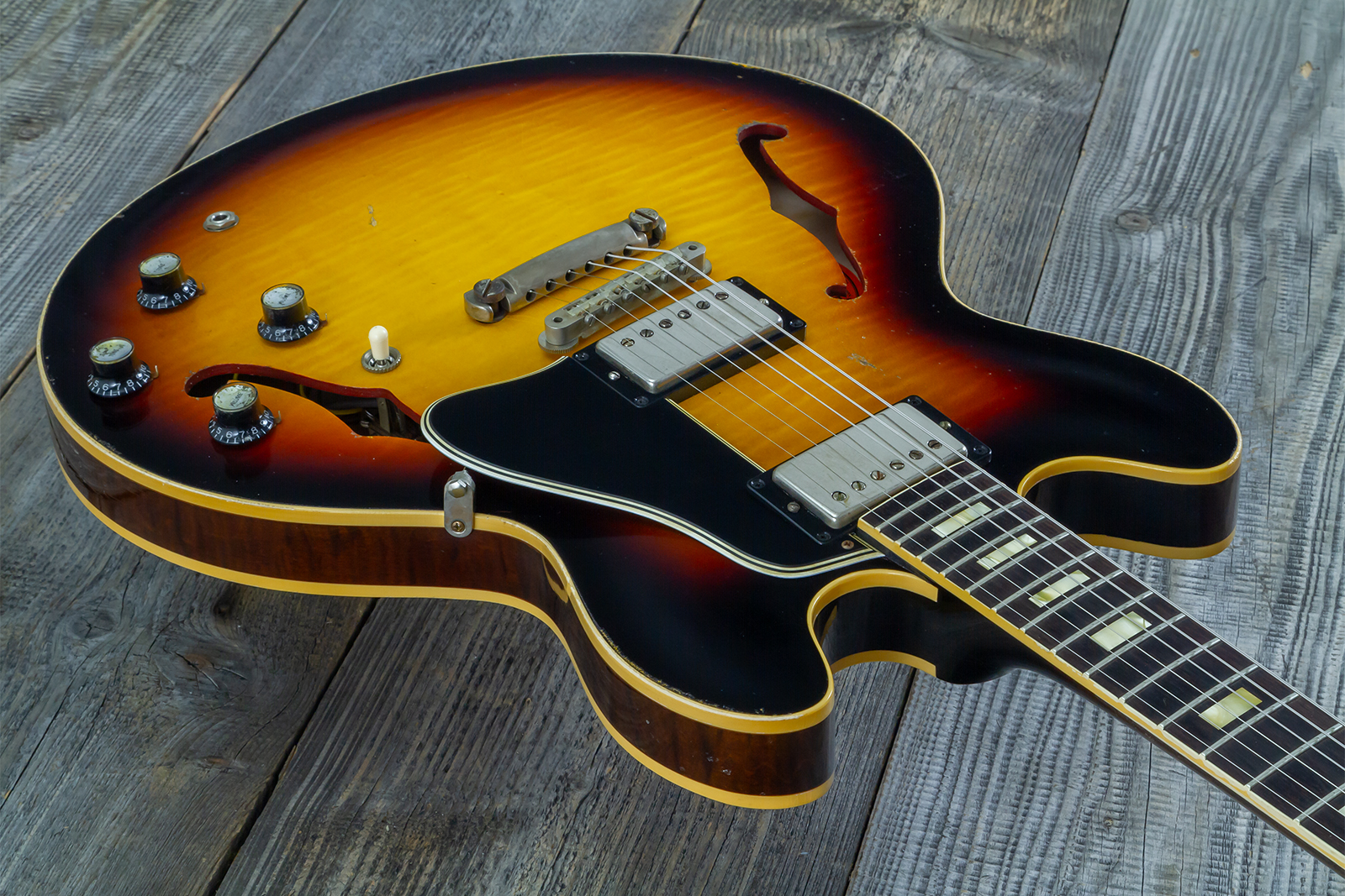 Gibson Custom Shop M2m Es335 1964 Reissue 2h Ht Rw #150092 - Murphy Lab Light Aged Vintage Burst - Semi hollow elektriche gitaar - Variation 2