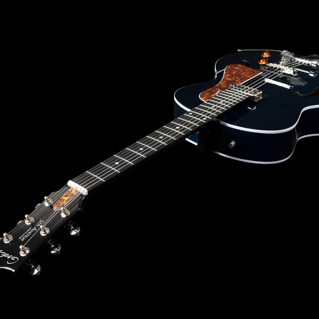 Godin 5th Avenue Night Club H Tv Jones Trem Bigsby Ric - Indigo Blue - Semi hollow elektriche gitaar - Variation 3