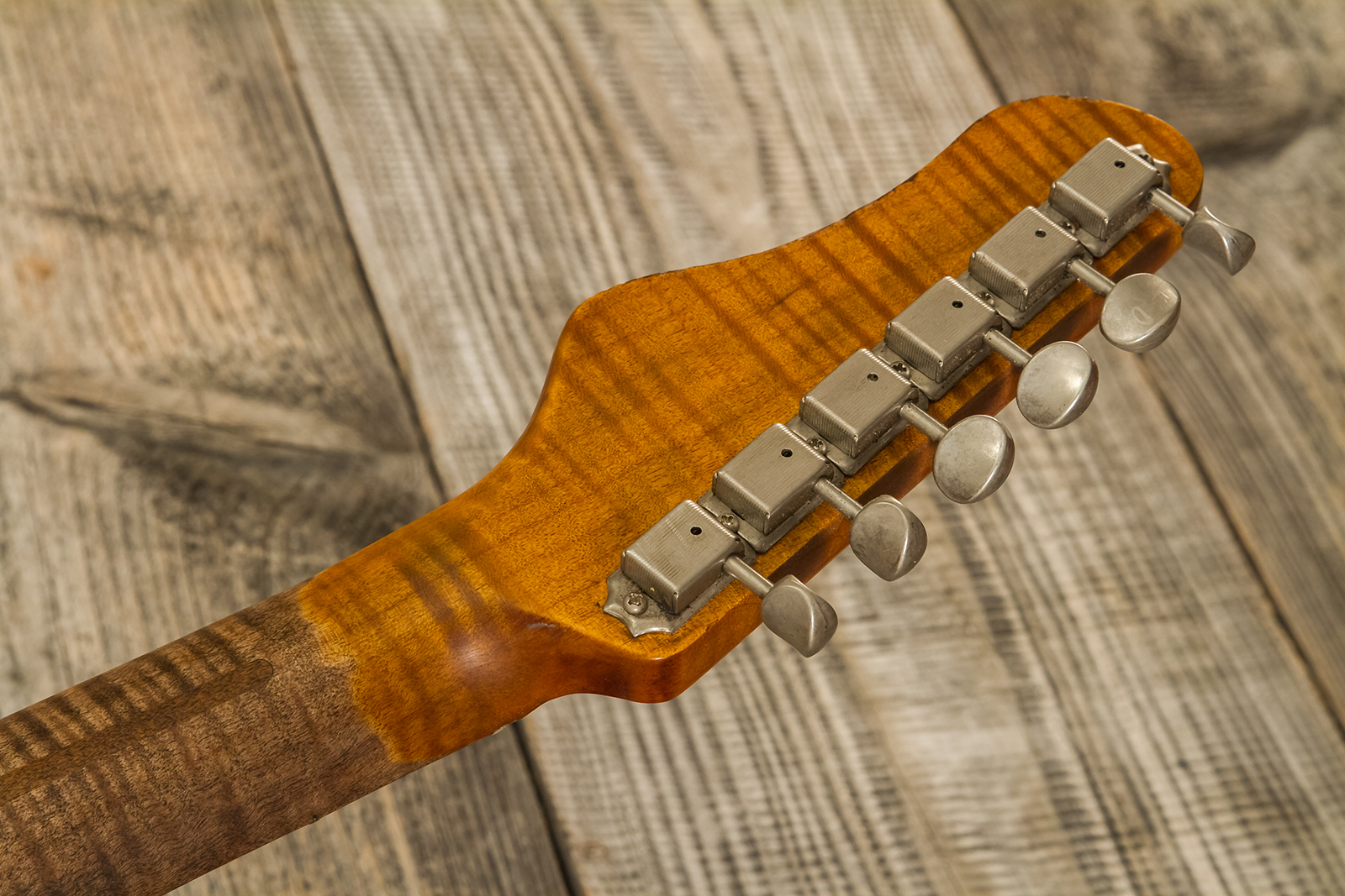 Haar Guitars Trad S 3s Lindy Fralin Trem Mn #42272 - Aged 2-tone Tobacco - Elektrische gitaar in Str-vorm - Variation 12
