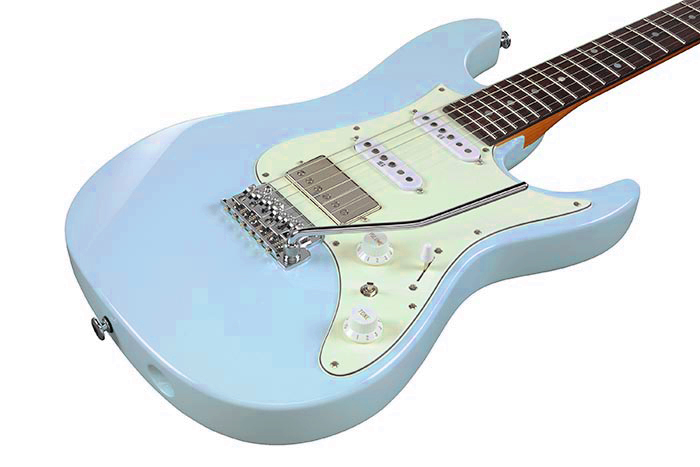 Ibanez Az2204nw Sfb Prestige Jap Hss Seymour Duncan Trem Rw - Seafoam Blue - Elektrische gitaar in Strat vorm - Variation 2