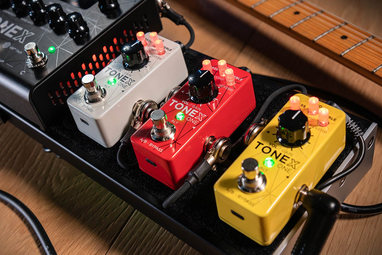 Ik Multimedia Tonex One Brown Sound Ltd Yellow - Simulatie van gitaarversterkermodellering - Variation 2